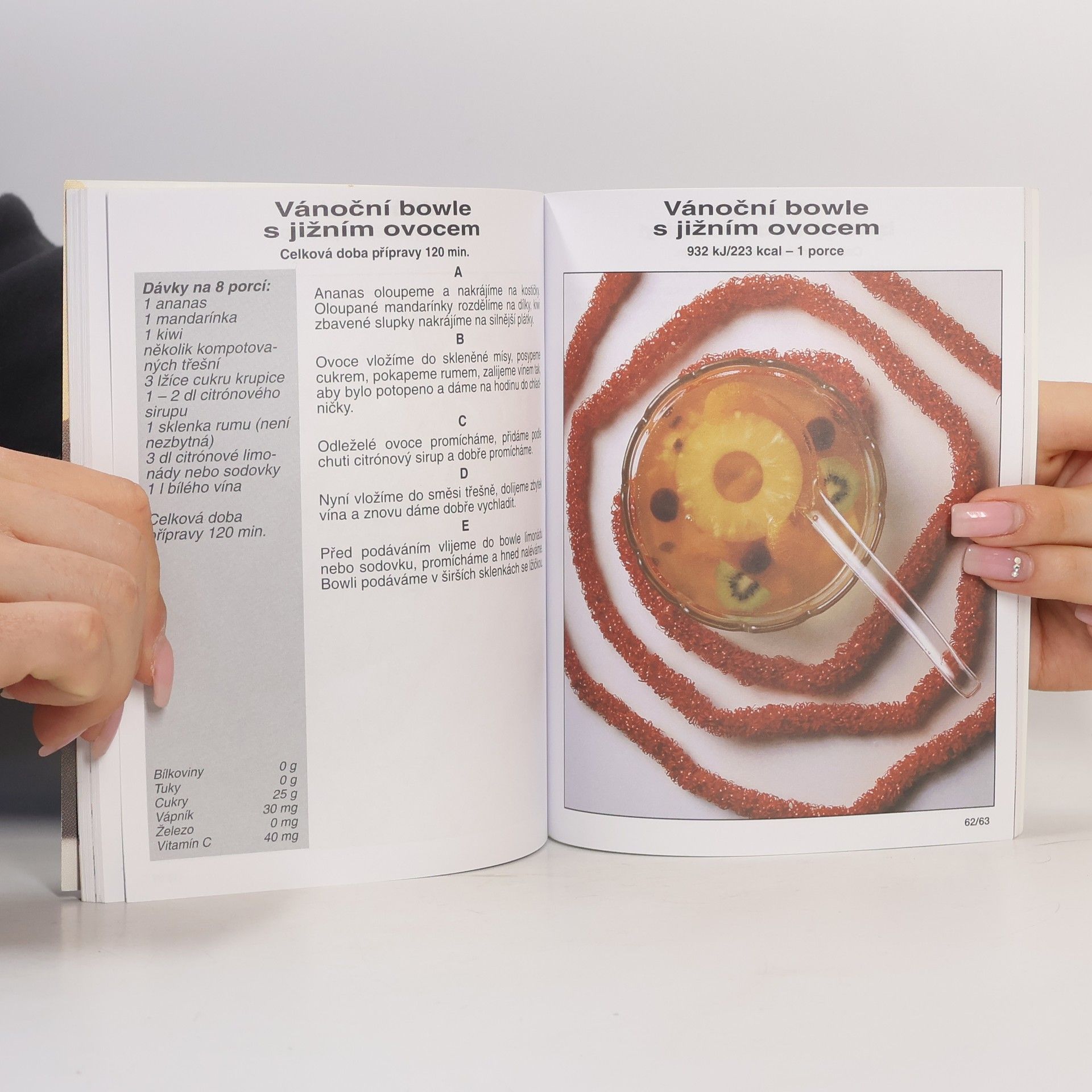 Jana Frolíková Praktická kuchařka na Vánoce a nový rok