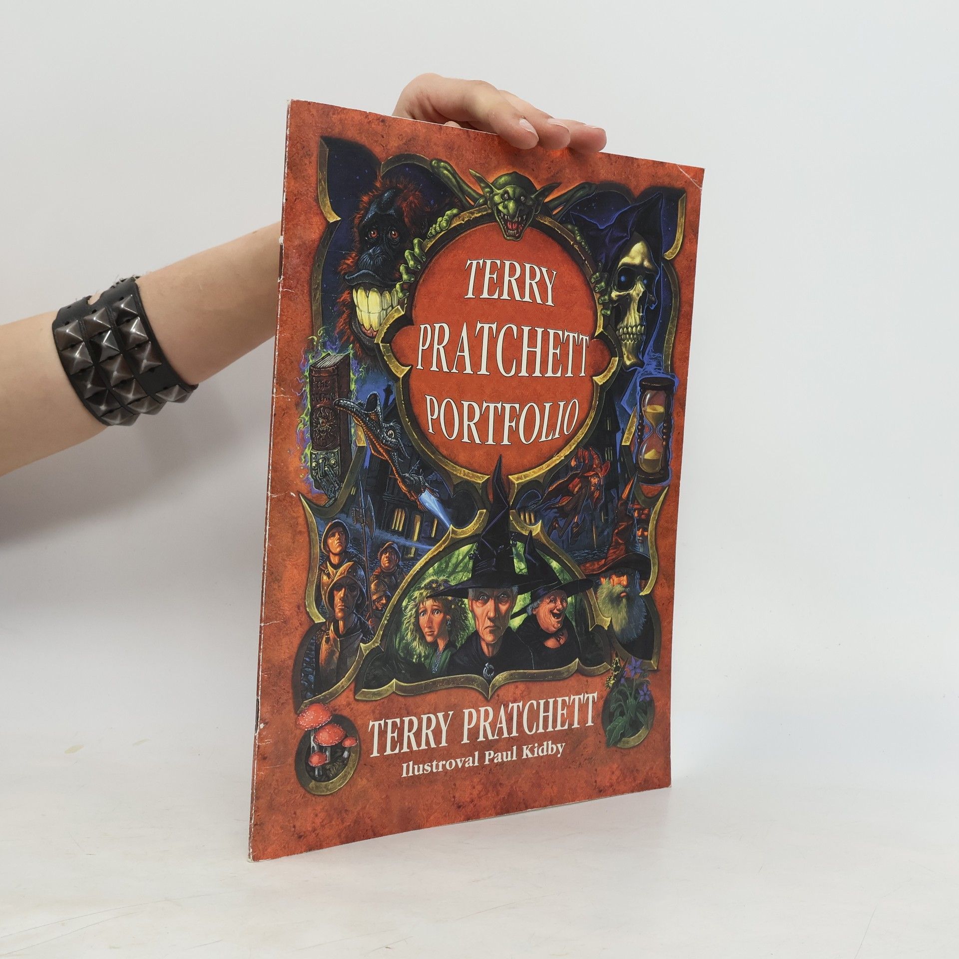 Terry Pratchett Terry Pratchett. Portfolio