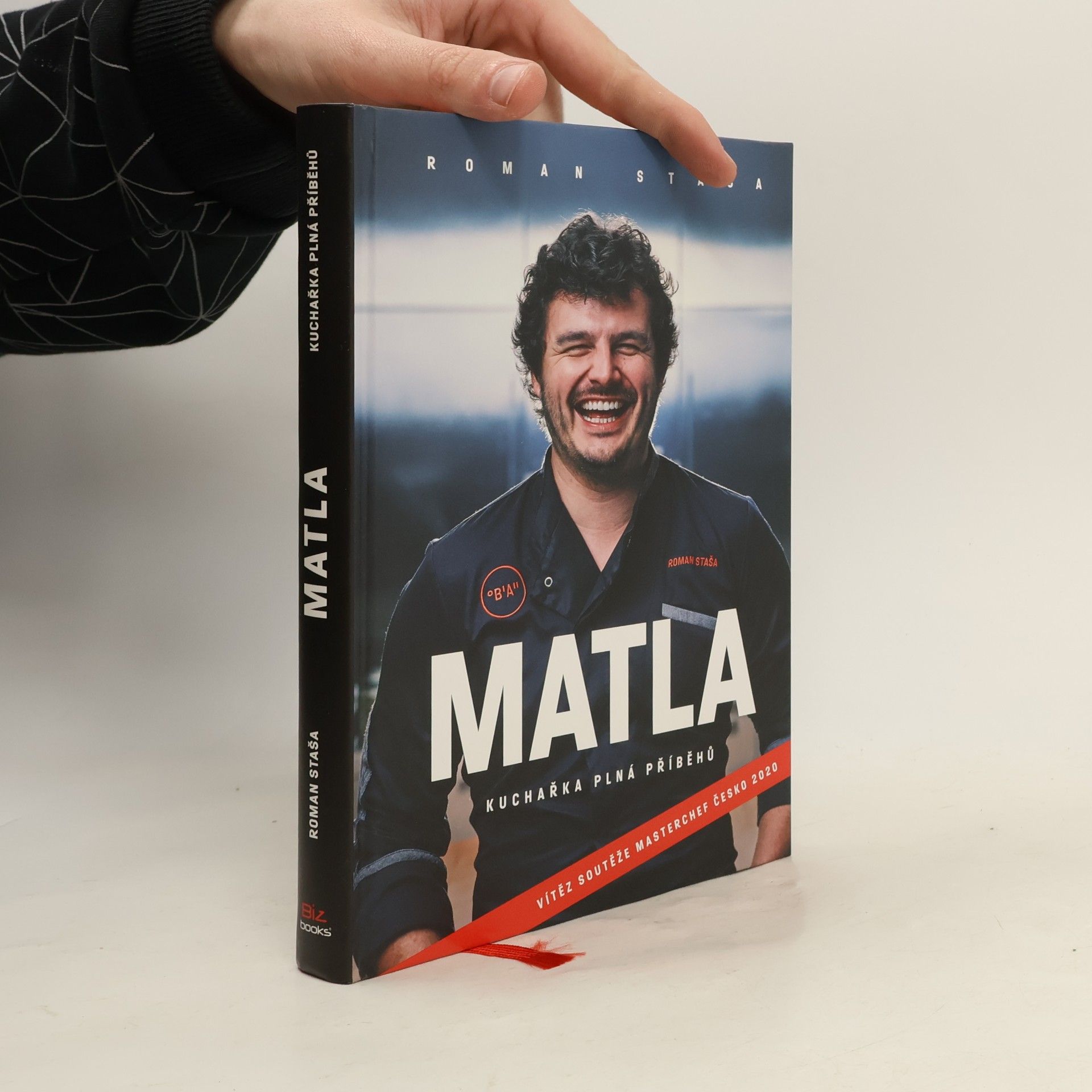 Roman Staša Matla : kuchařka plná příběhů