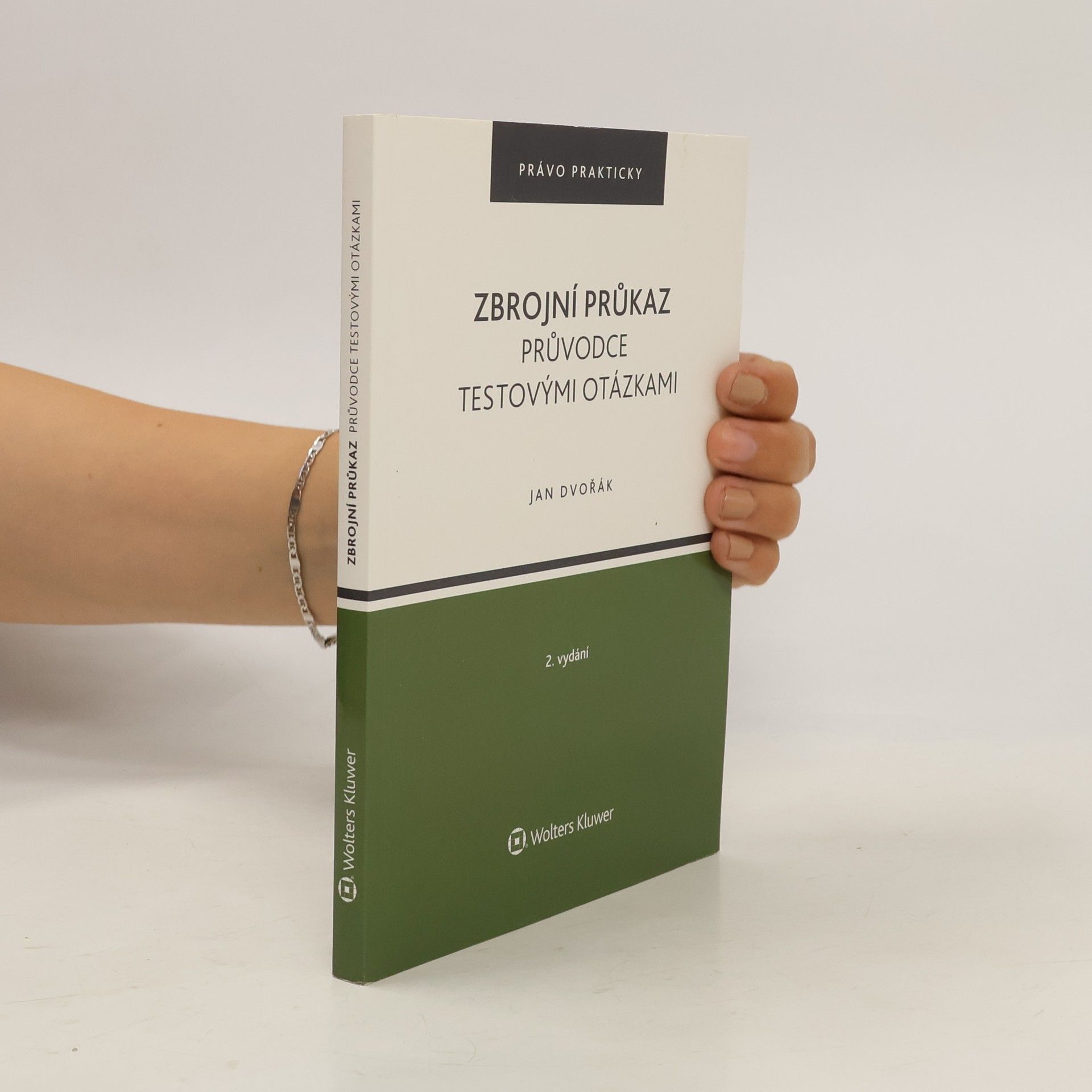 Jan Dvořák Zbrojní průkaz : průvodce testovými otázkami