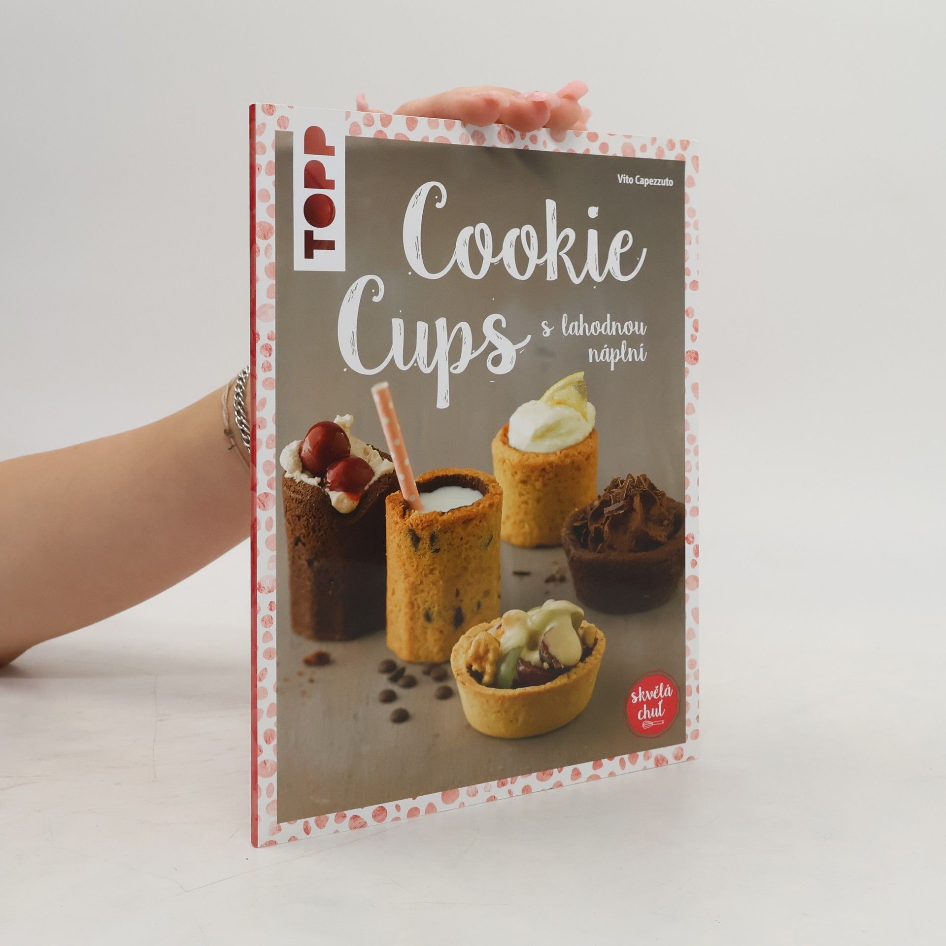 Vito Capezzuto TOPP Cookie cups s lahodnou náplní