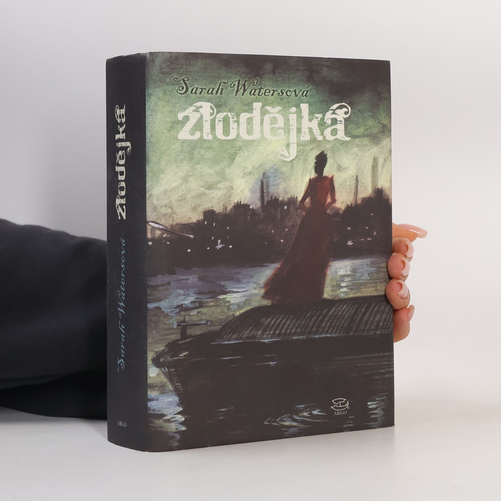 Sarah Waters Zlodějka