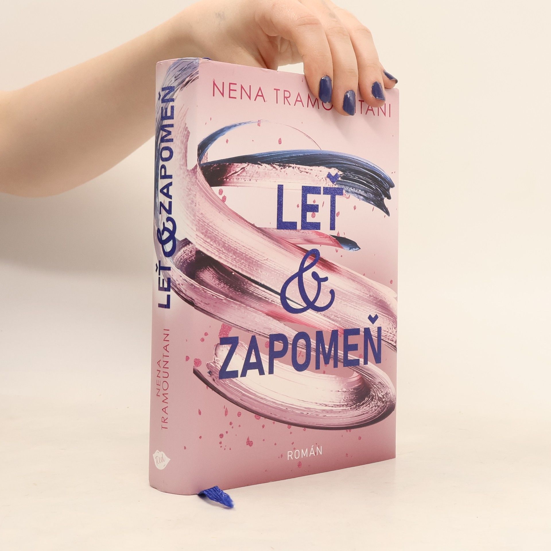 Nena Tramountani Leť & zapomeň