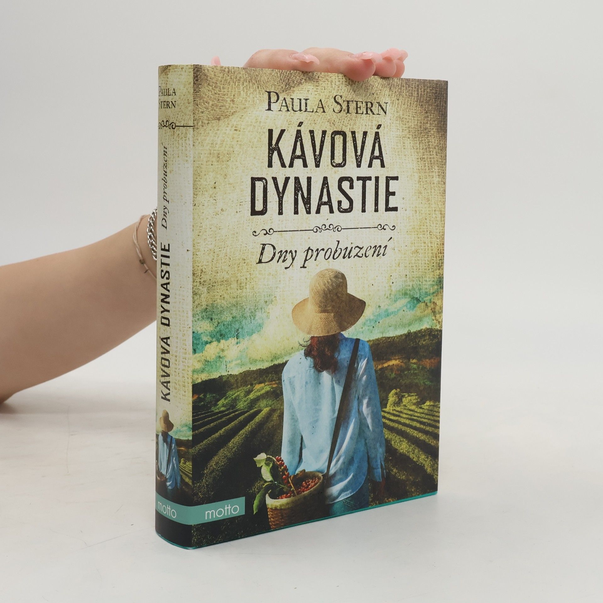 Paula Stern Kávová dynastie. Dny probuzení