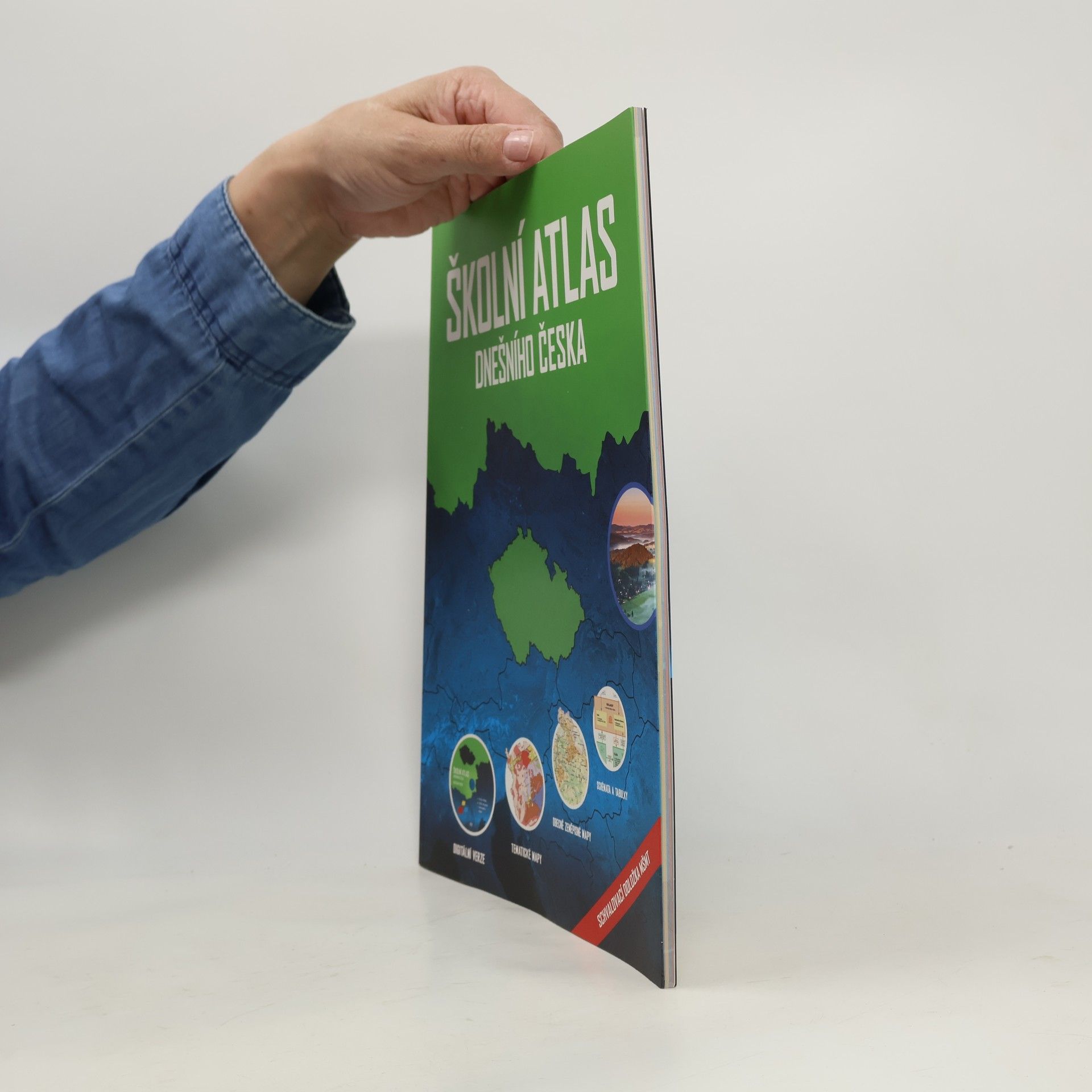 Martin Hanus Školní atlas dnešního Česka