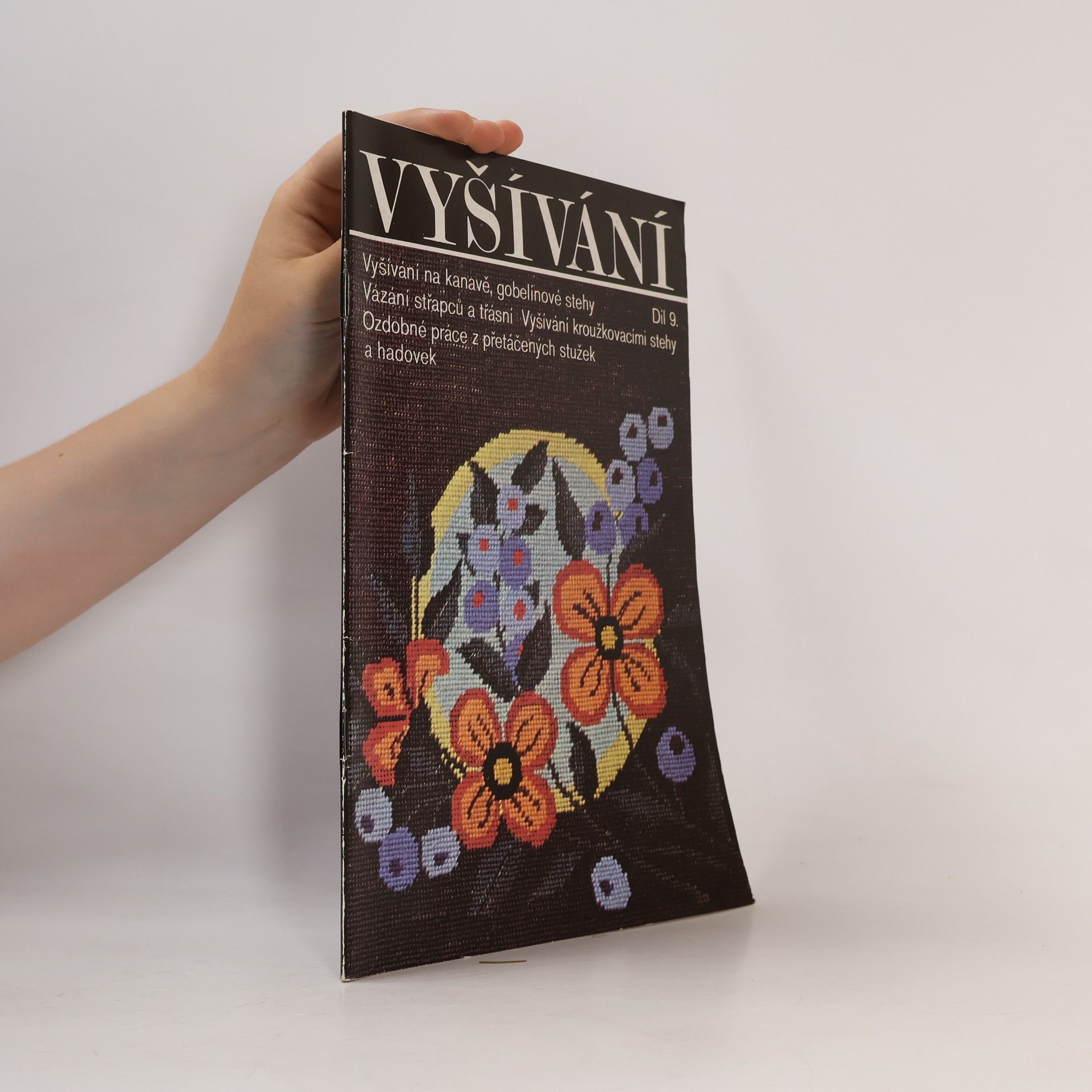Marie Benešová Vyšívání 8. díl