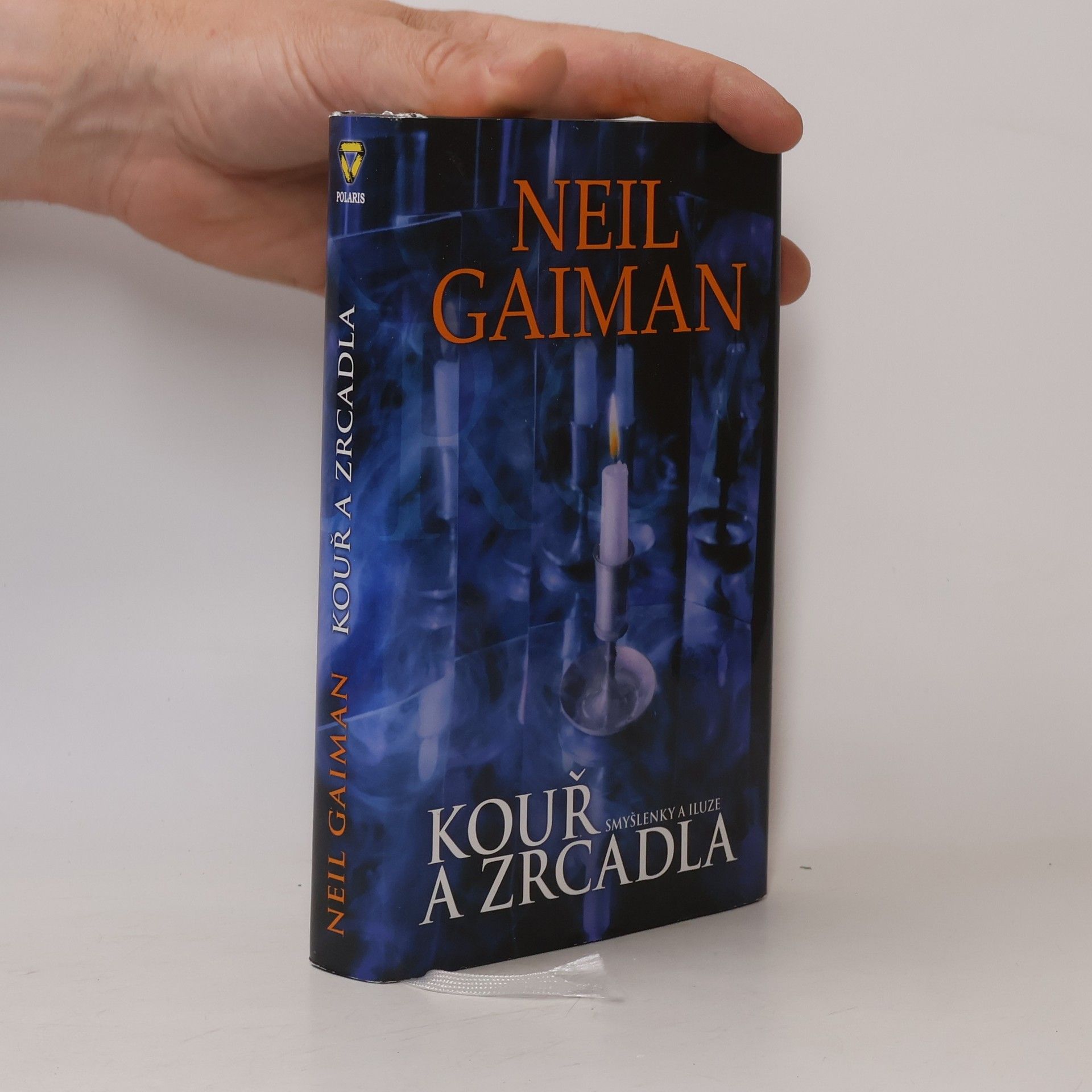 Neil Gaiman Kouř a zrcadla: Smyšlenky a iluze