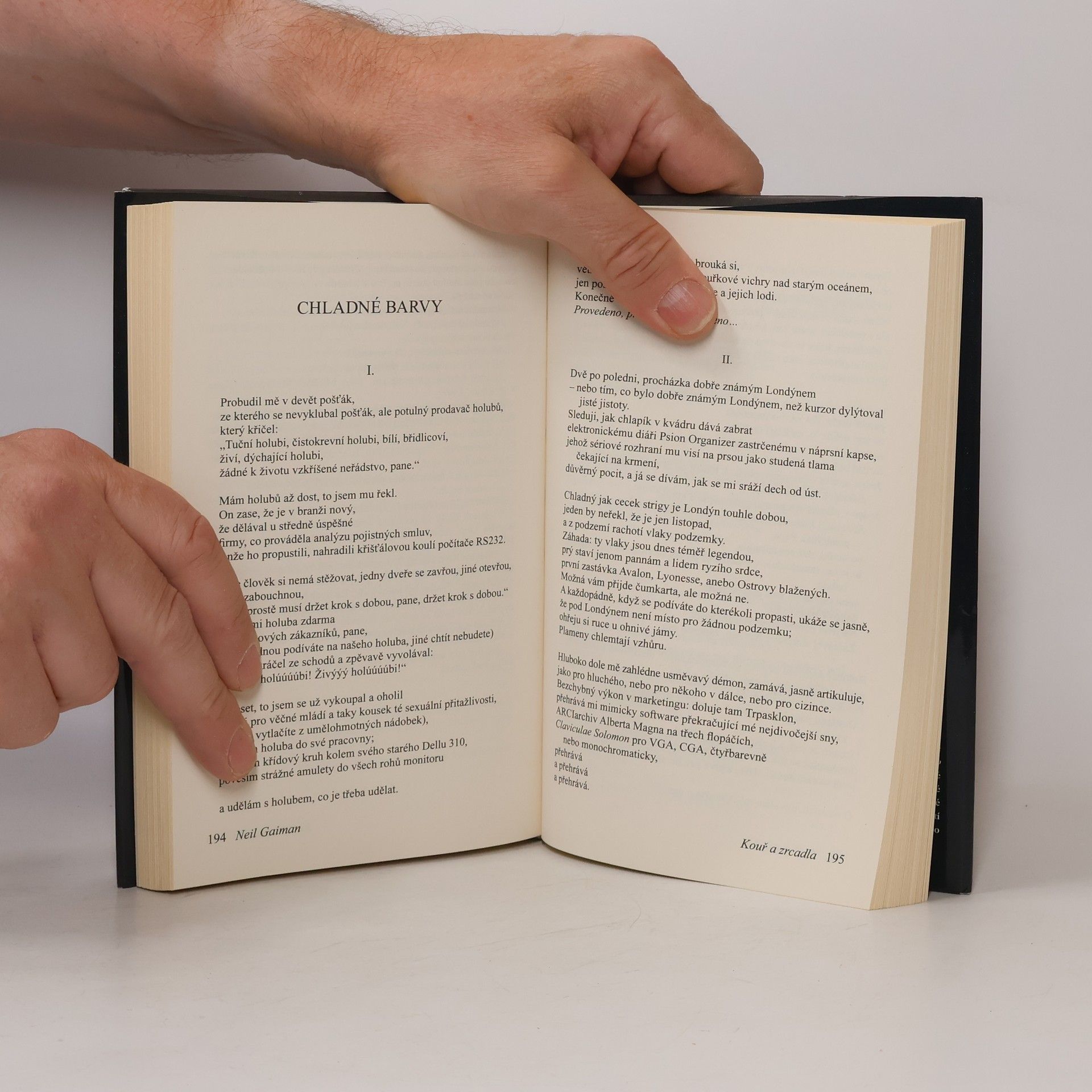 Neil Gaiman Kouř a zrcadla: Smyšlenky a iluze