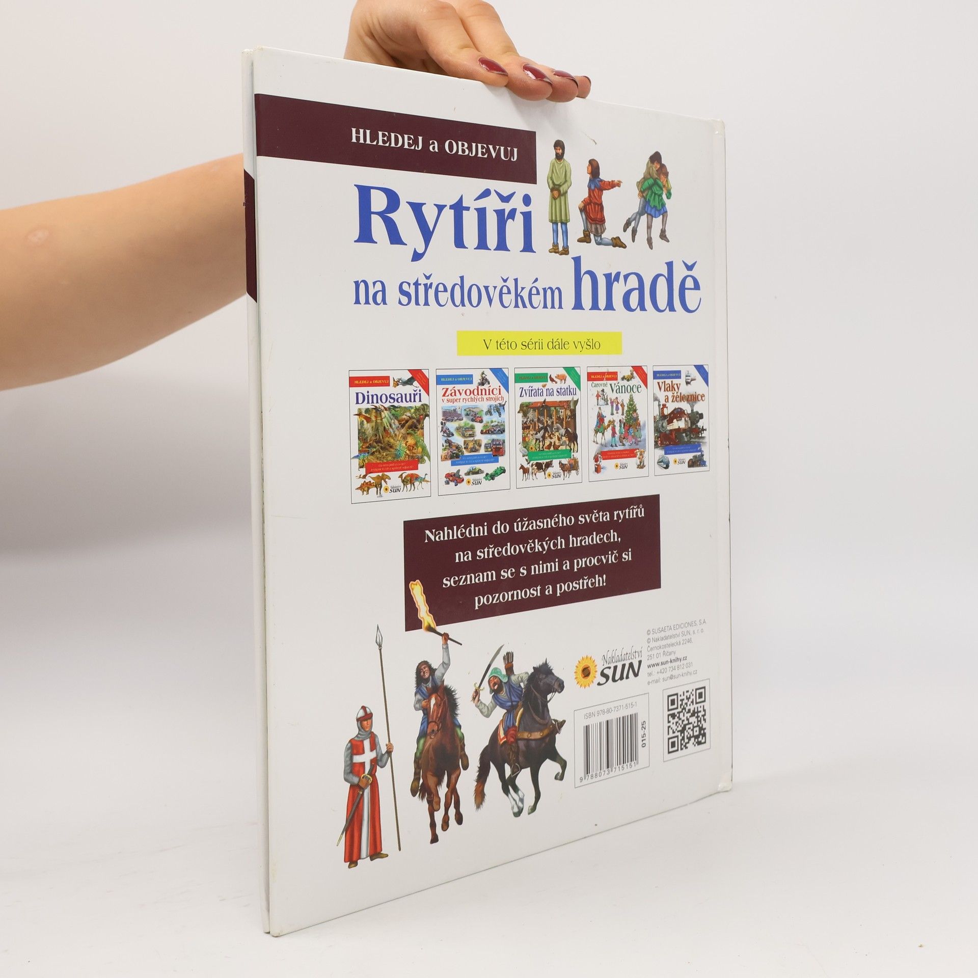 Francisca Valiente Rytíři na středověkém hradě