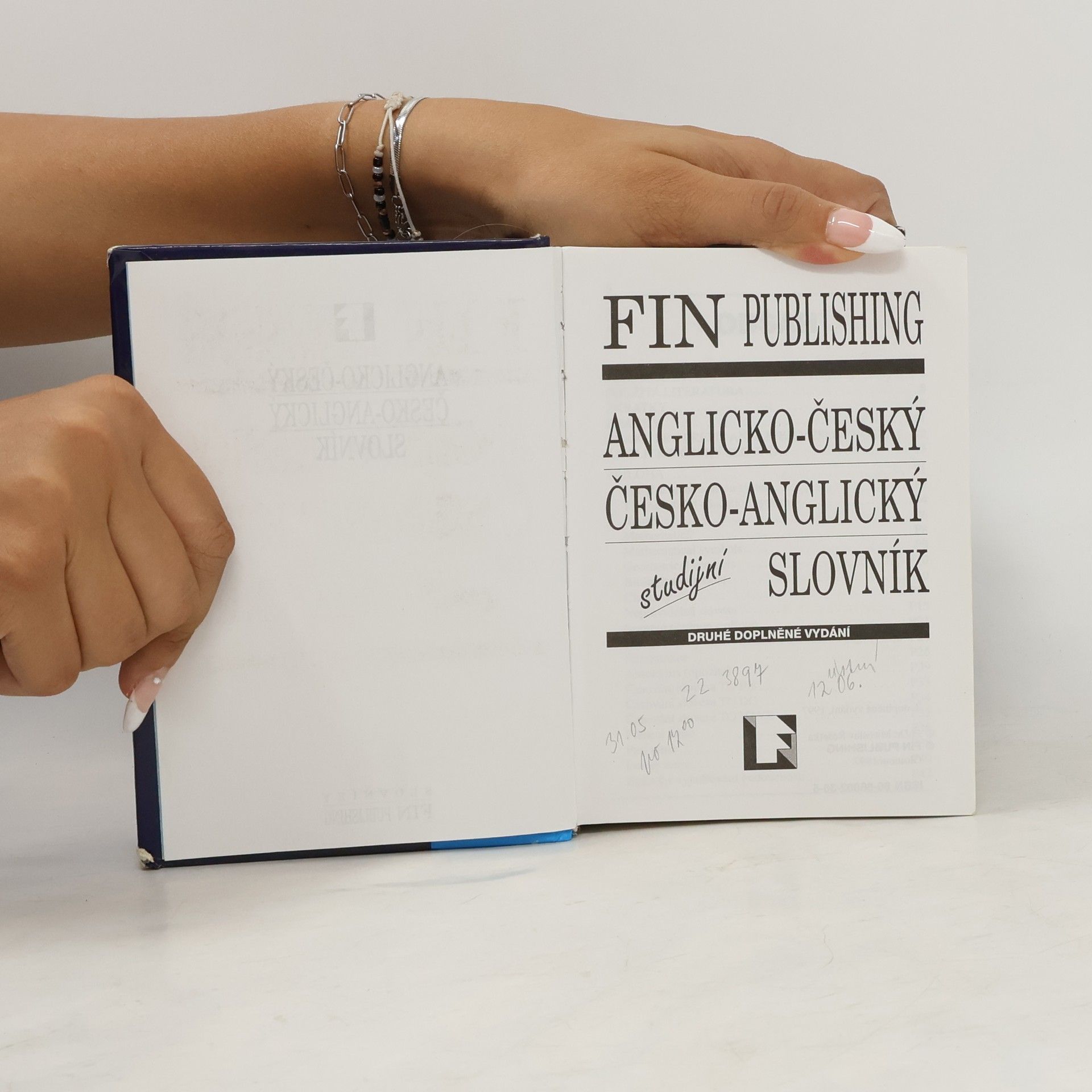 Miroslav Řešetka Anglicko-český, česko-anglický studijní slovník