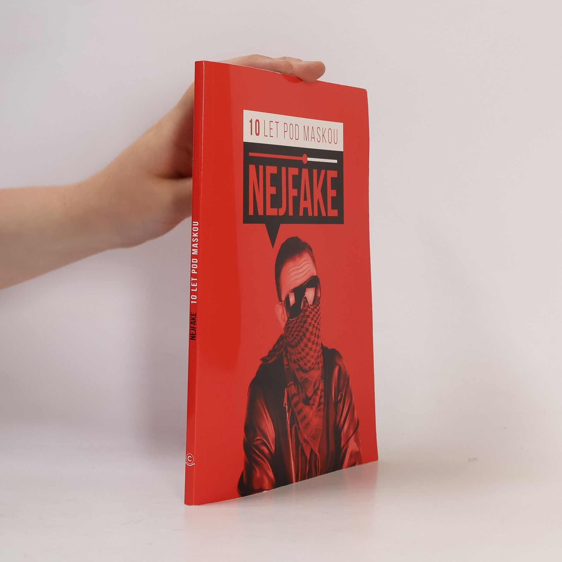 Renáta Šťastná Nejfake - 10 let pod maskou
