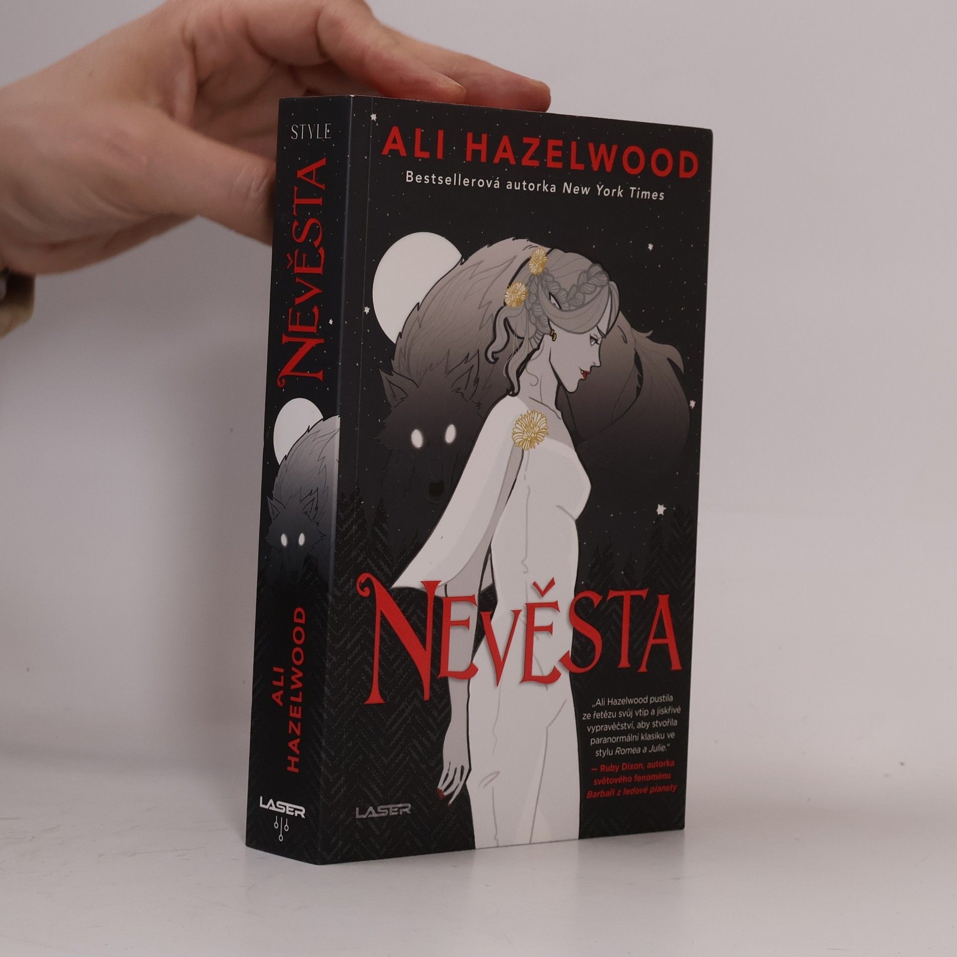 Ali Hazelwood Nevěsta