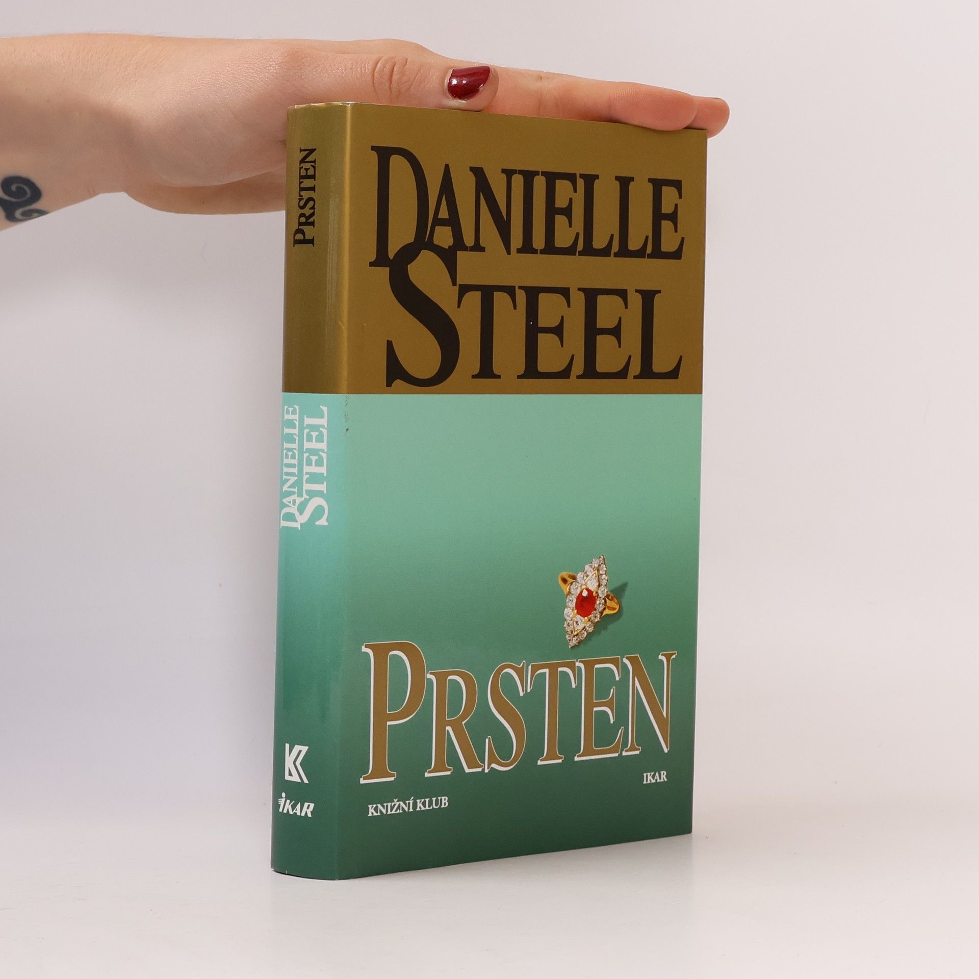 Danielle Steel Prsten
