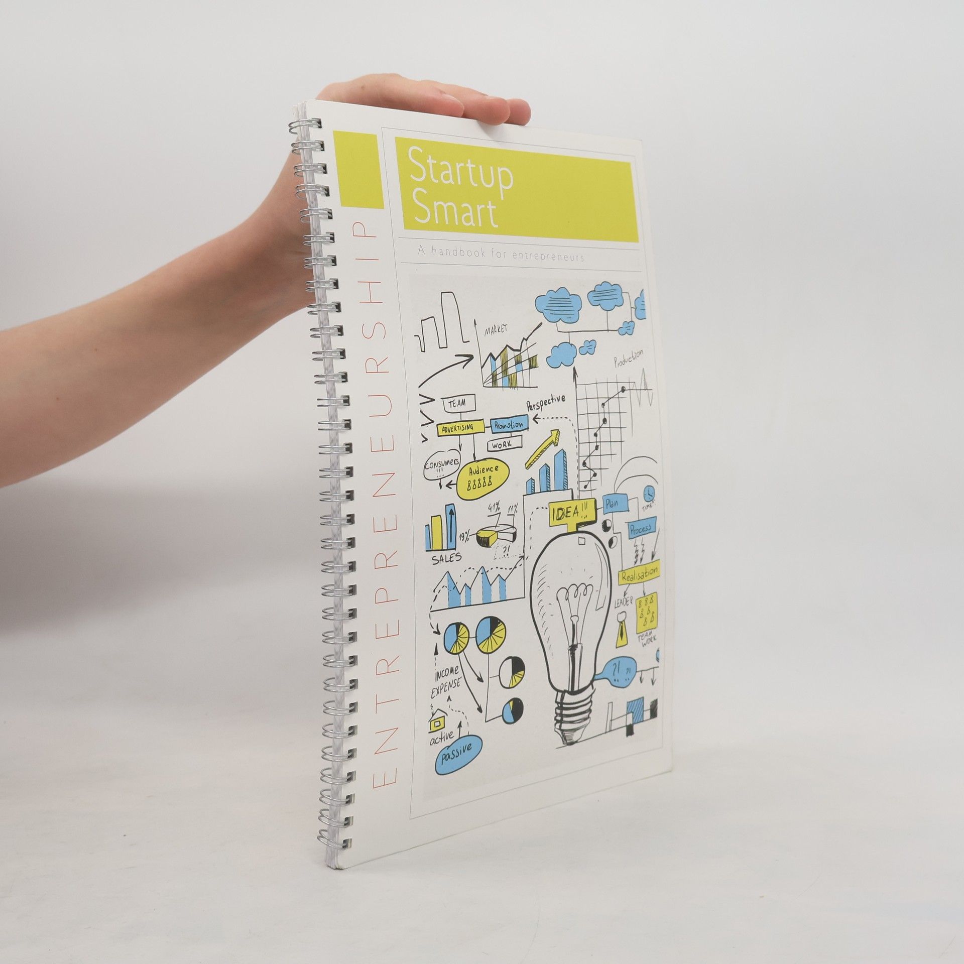 AA.VV. Startup Smart. A handbook for entrepreneurs
