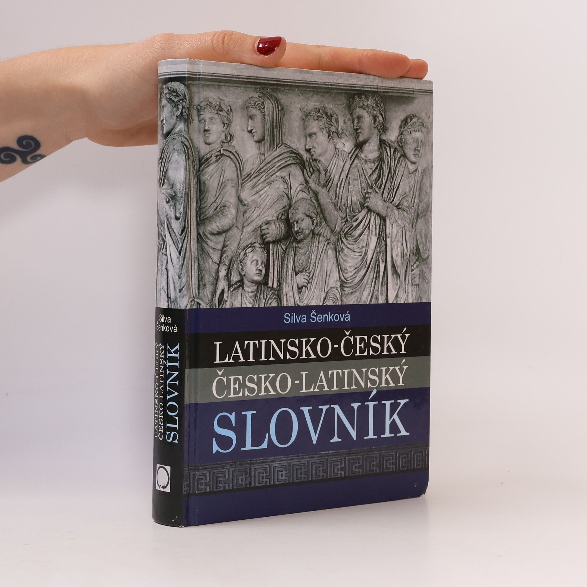 Silva Šenková Latinsko-český česko-latinský slovník