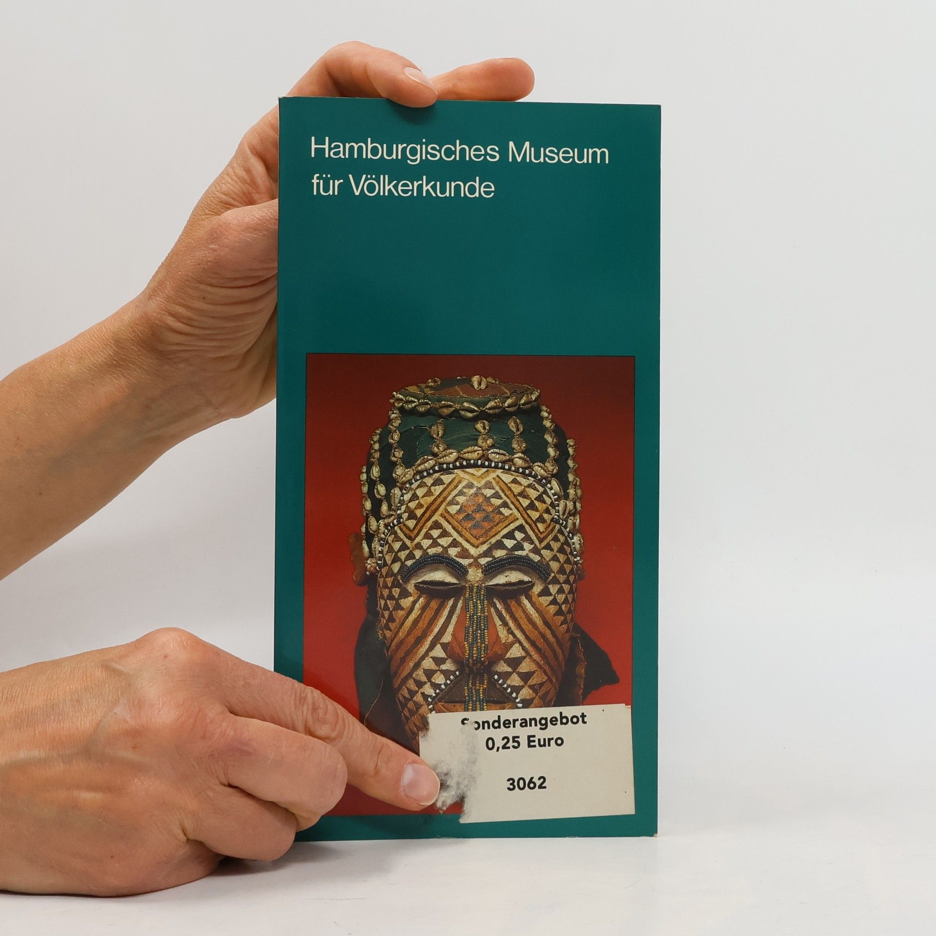 Jürgen Zwernemann Führer durch die Sammlungen / Hamburgisches Museum für Völkerkunde