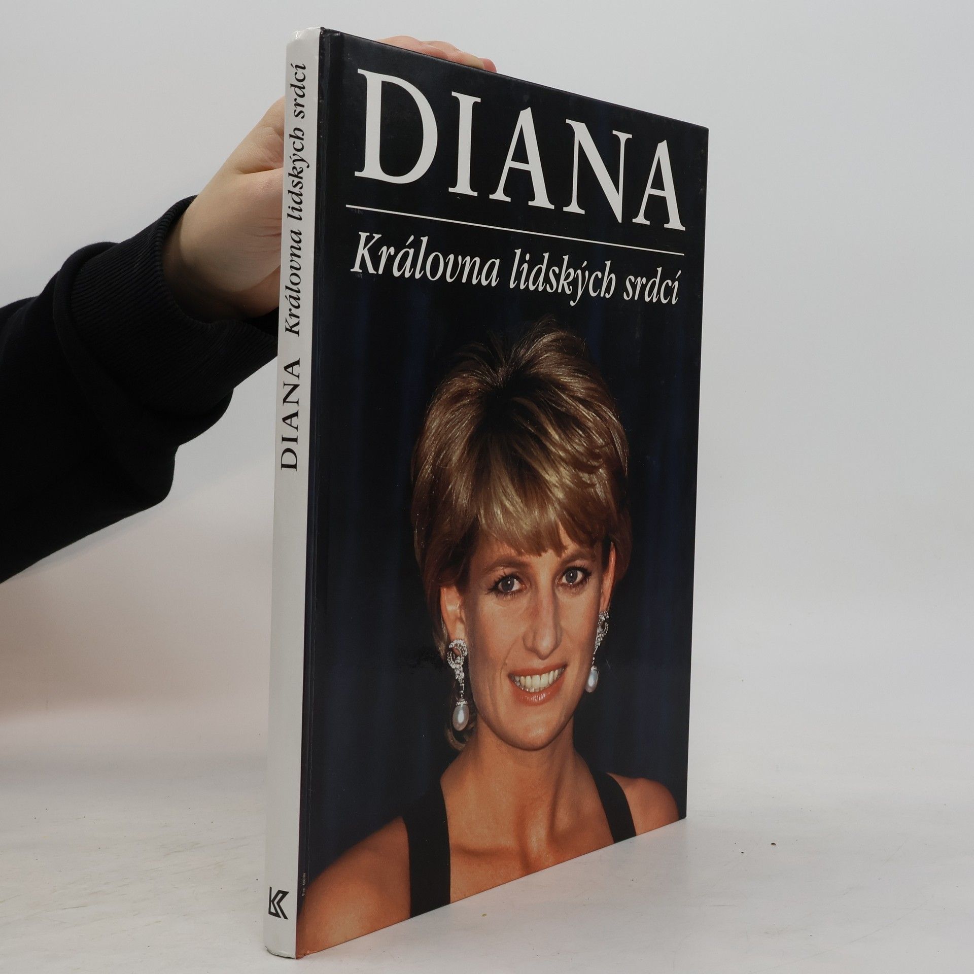 Michael OMara Diana. Královna lidských srdcí