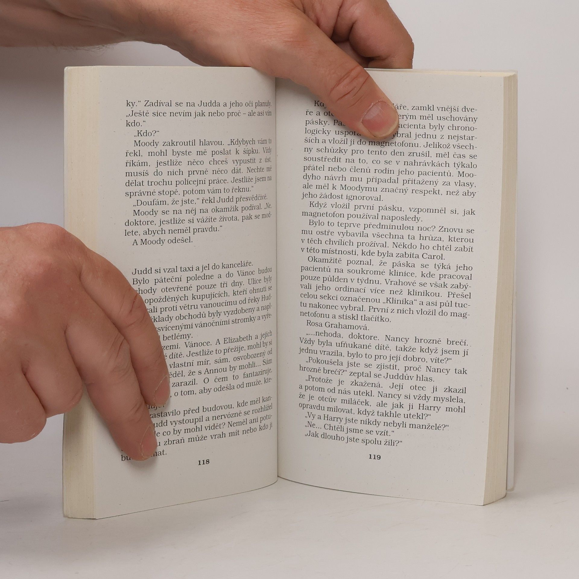Sidney Sheldon Odhalená tvář
