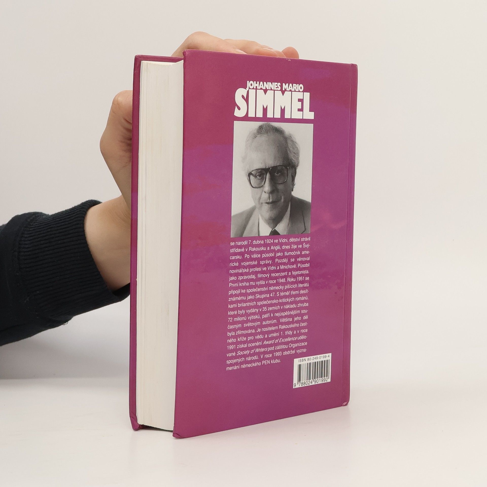 Johannes Mario Simmel Nikdo není ostrov