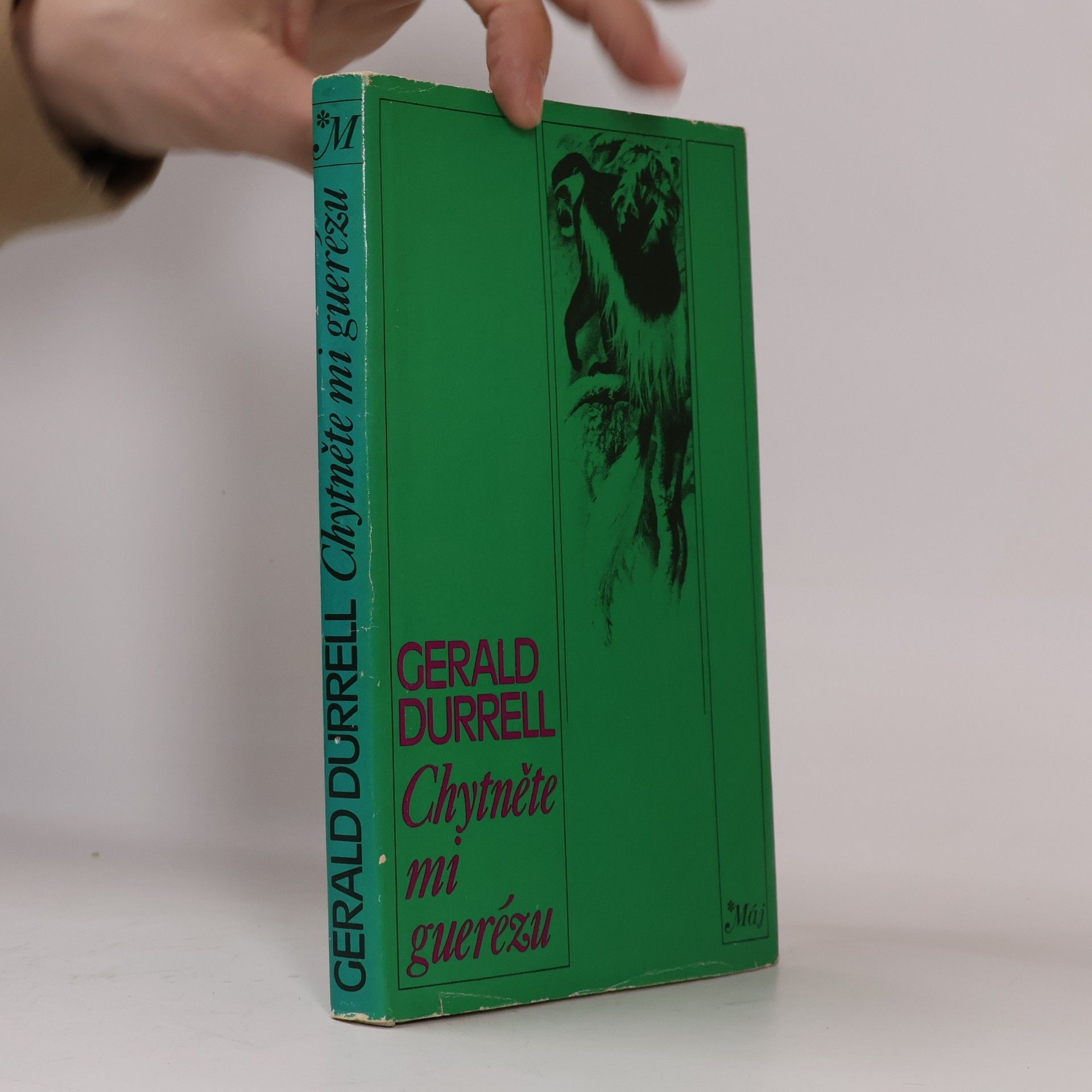 Gerald Durrell Chytněte mi guerézu