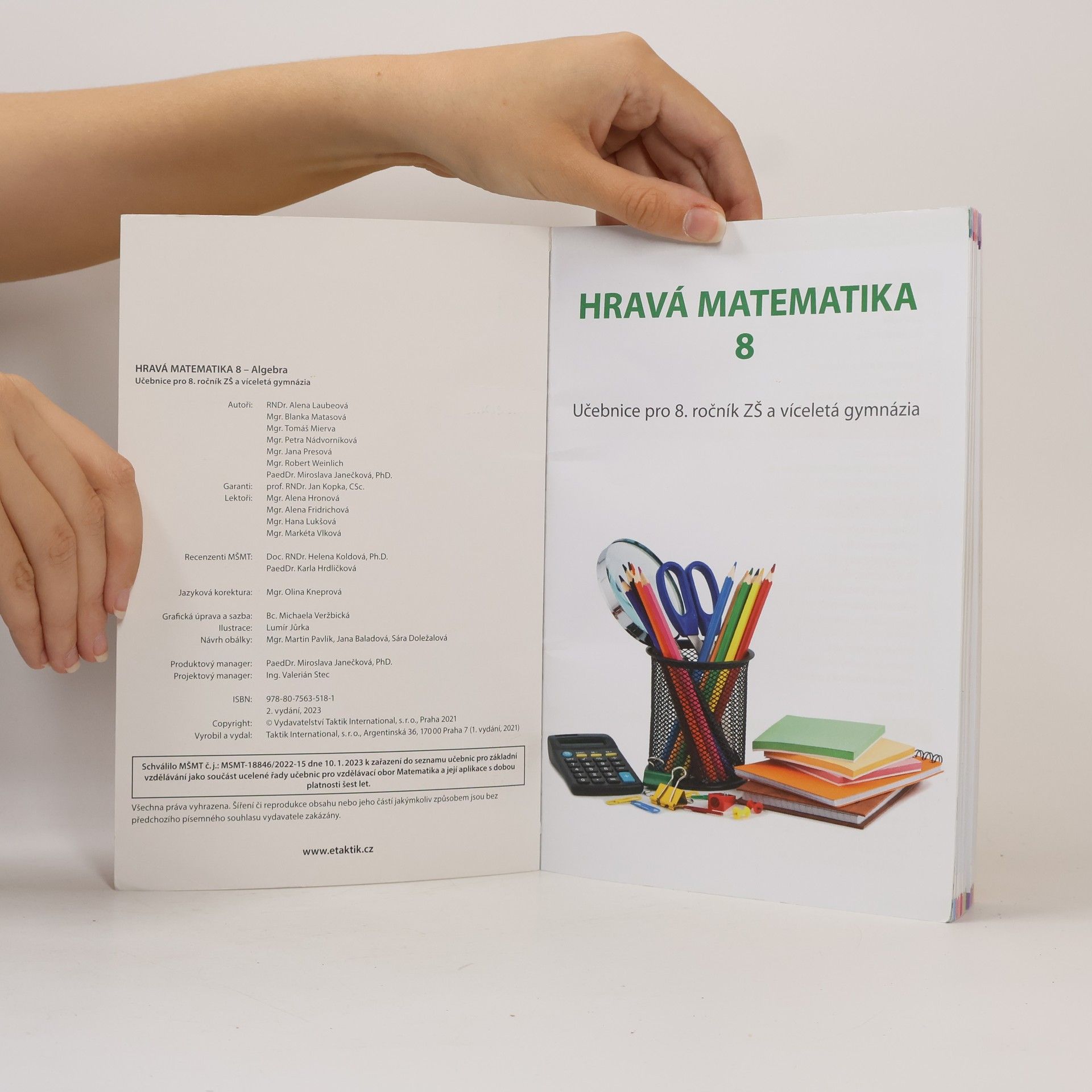 Alena Laubeová Hravá matematika 8