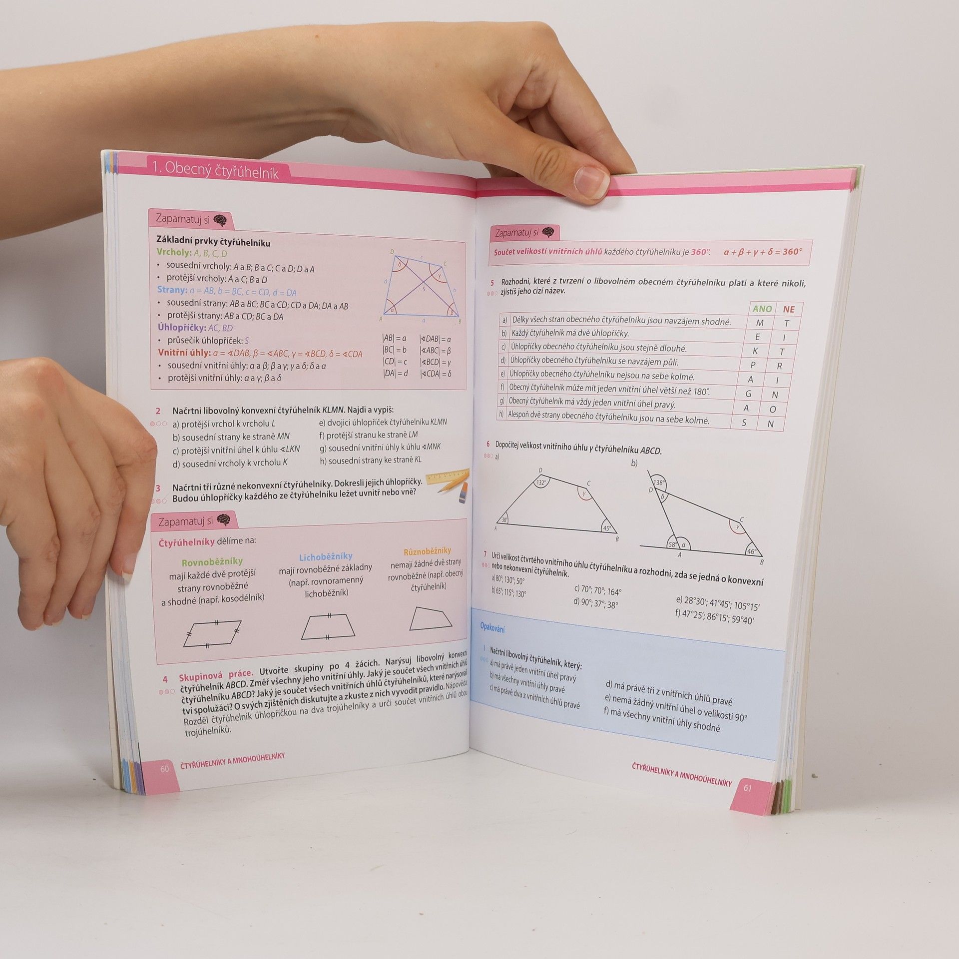 Collectif d'auteurs Hravá matematika 7 : učebnice pro 7. ročník ZŠ a víceletá gymnázia. Geometrie