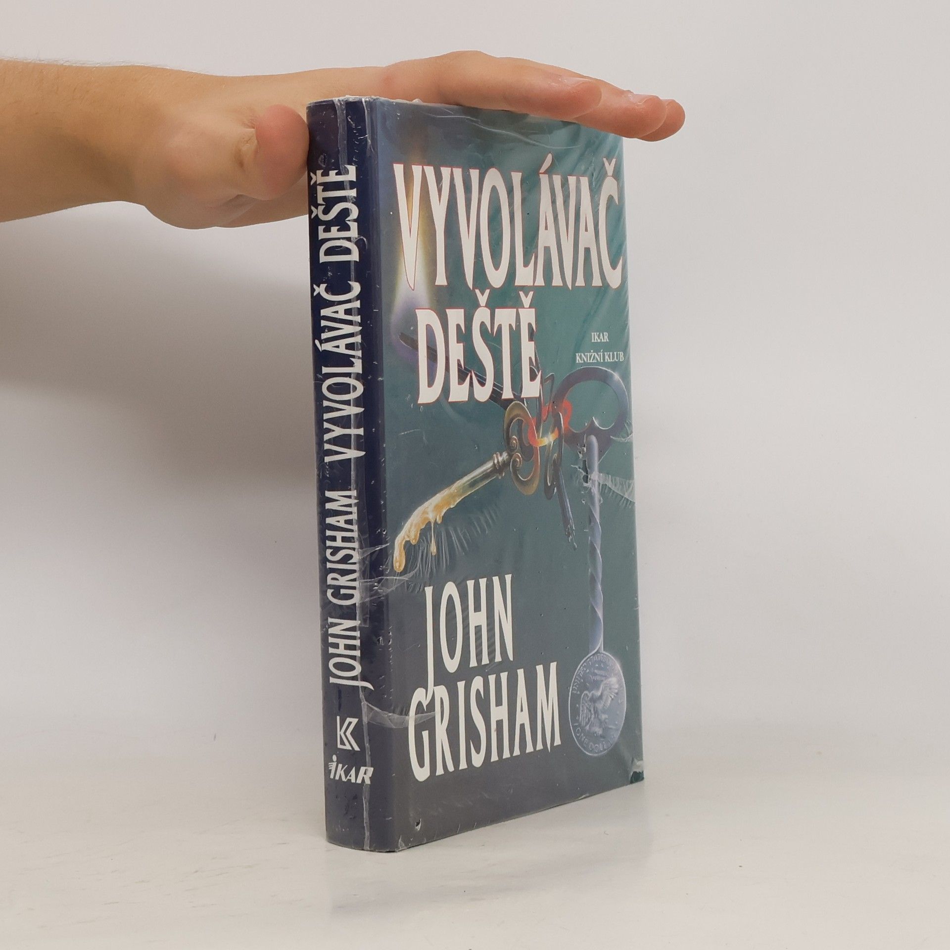John Grisham Vyvolávač deště