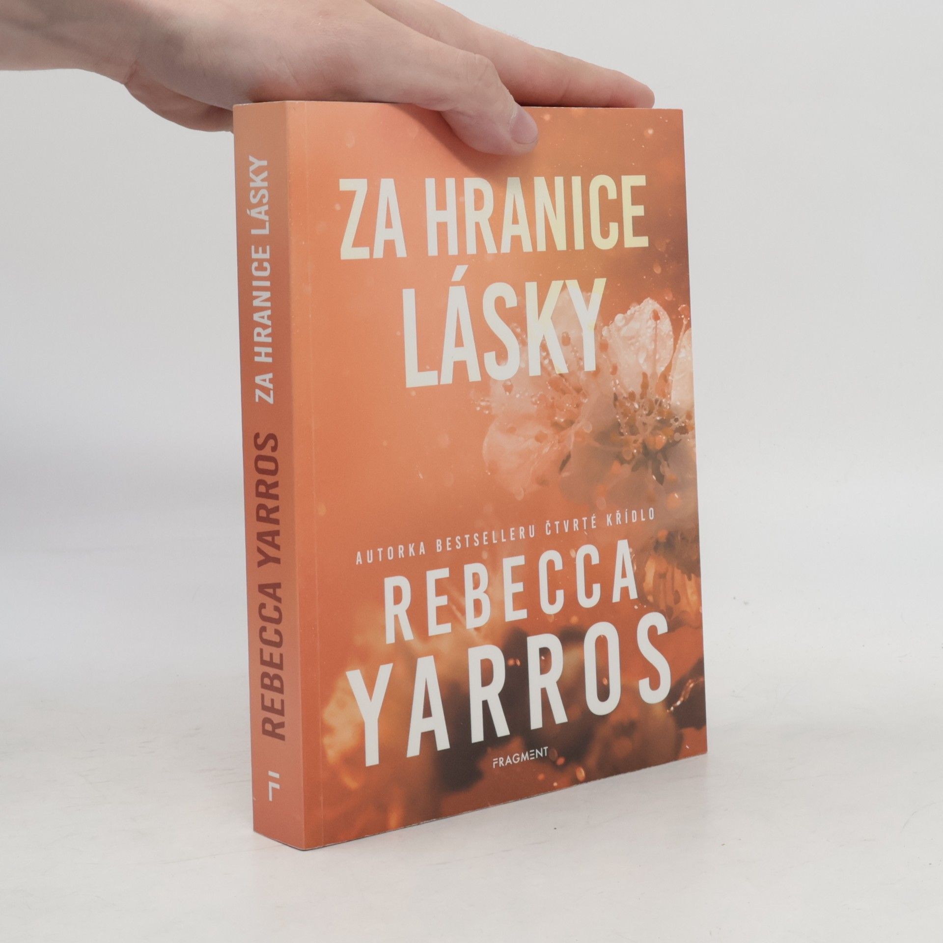 Rebecca Yarros Za hranice lásky
