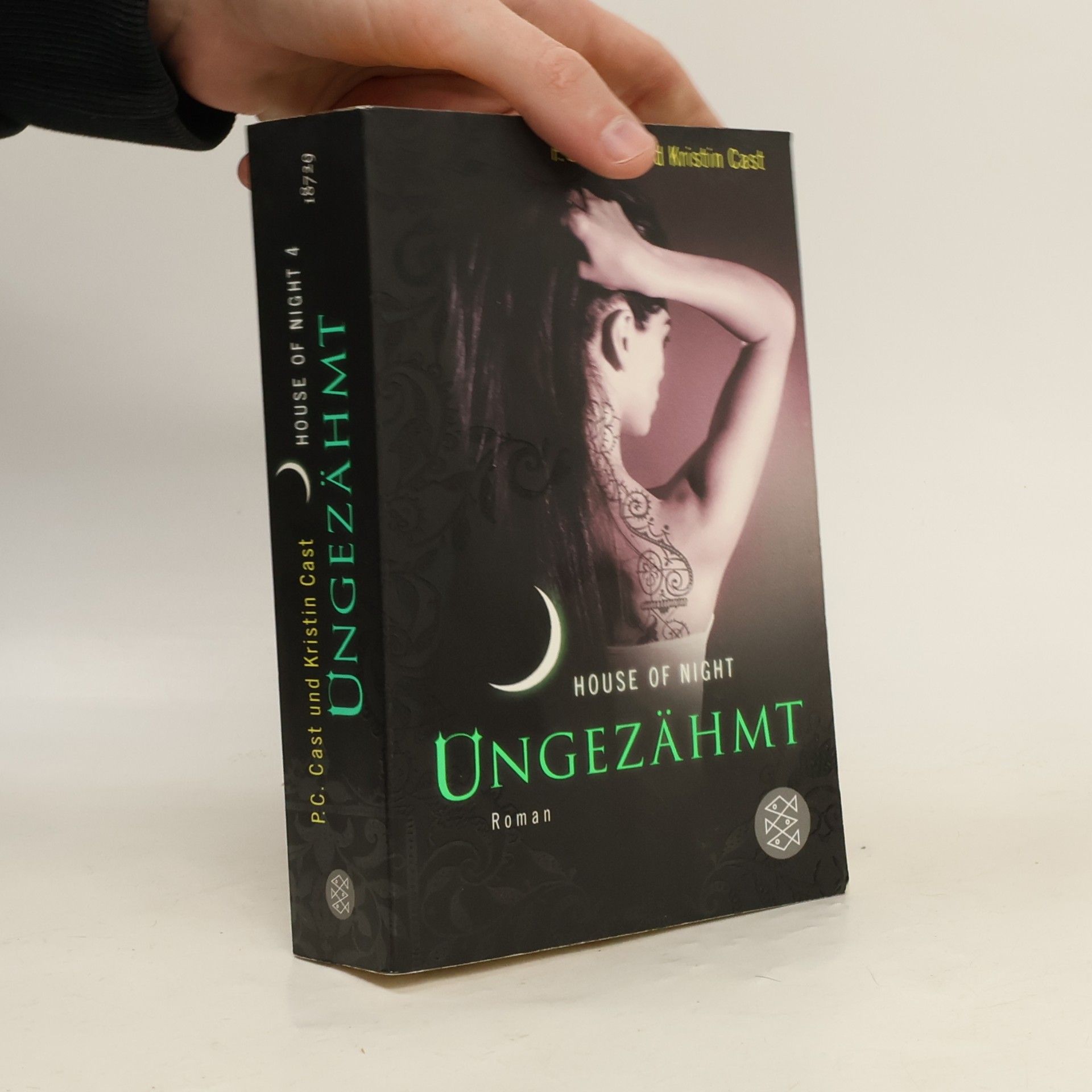 Phyllis Christine Cast House of Night 4. Ungezähmt
