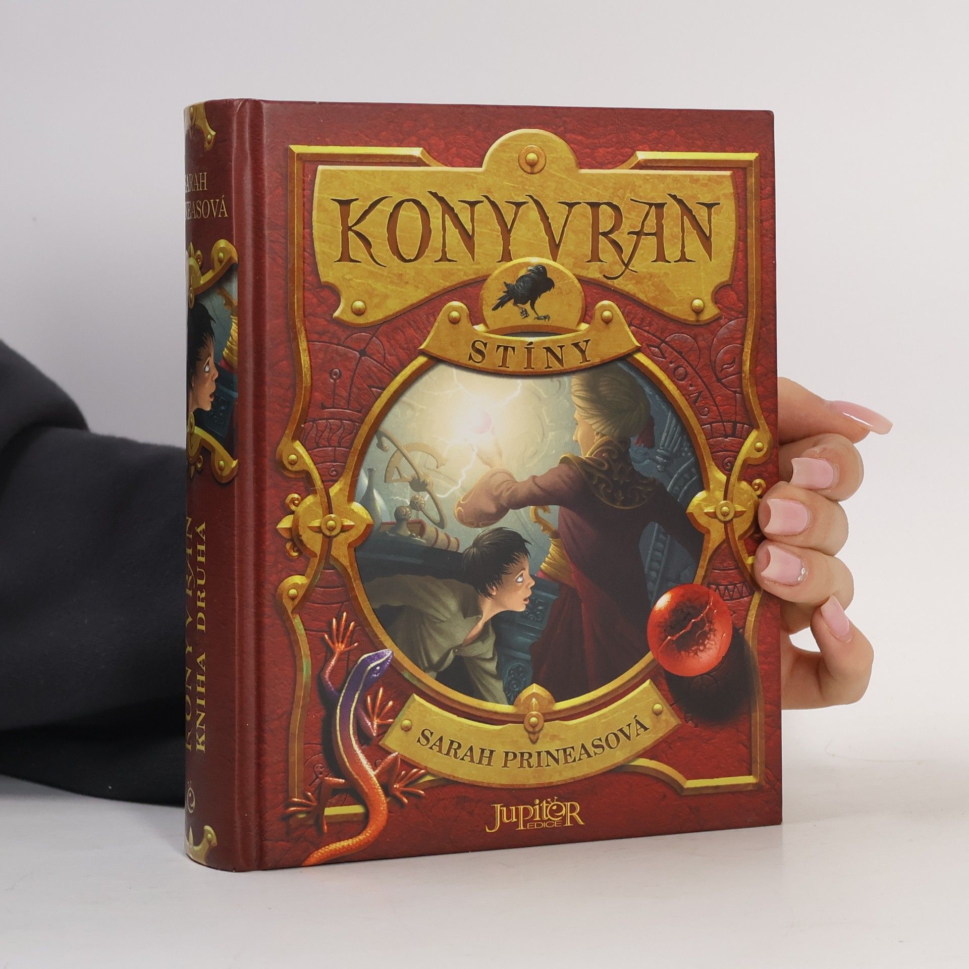 Sarah Prineas Konyvran. Kniha druhá, Stíny