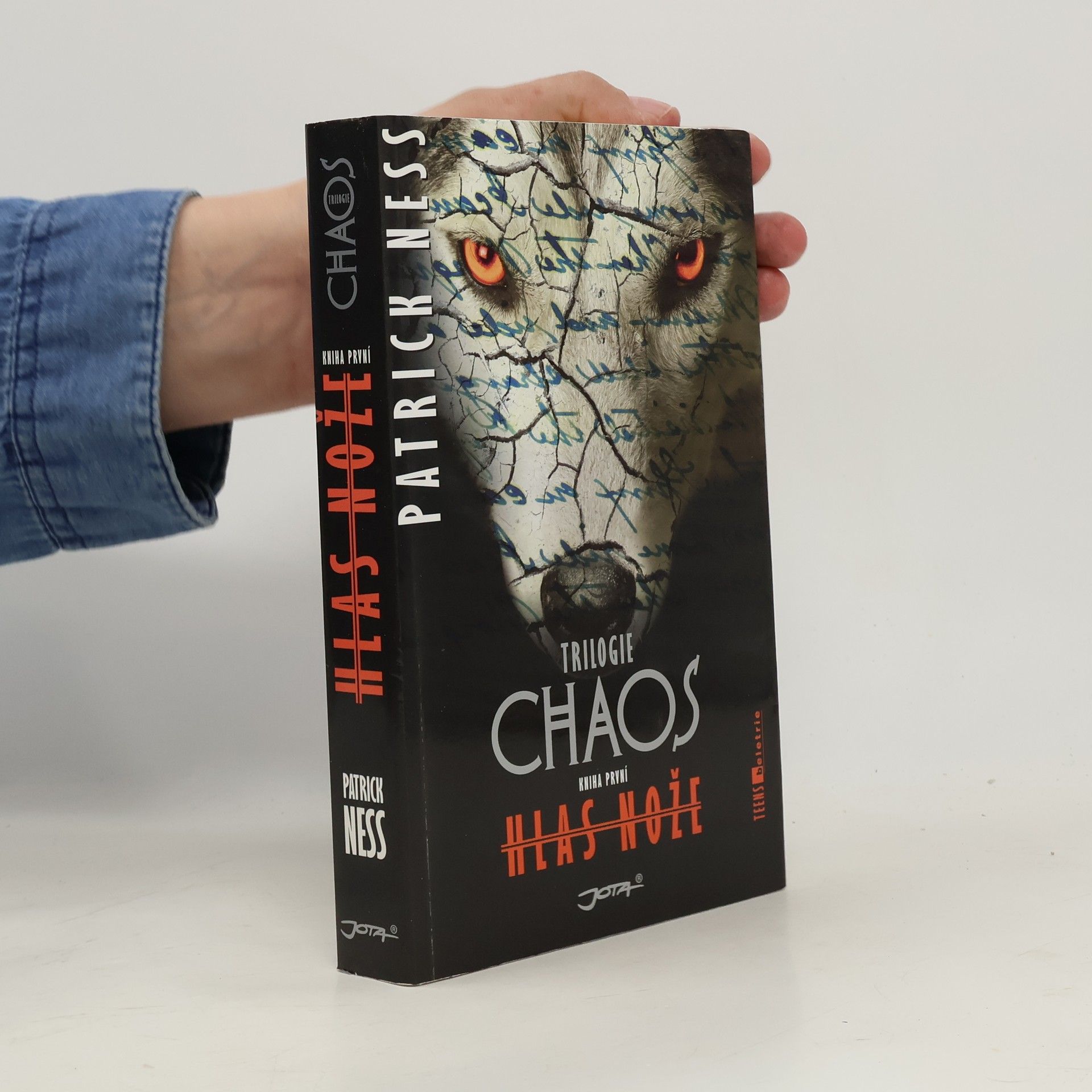 Patrick Ness Chaos. Kniha první. Hlas nože