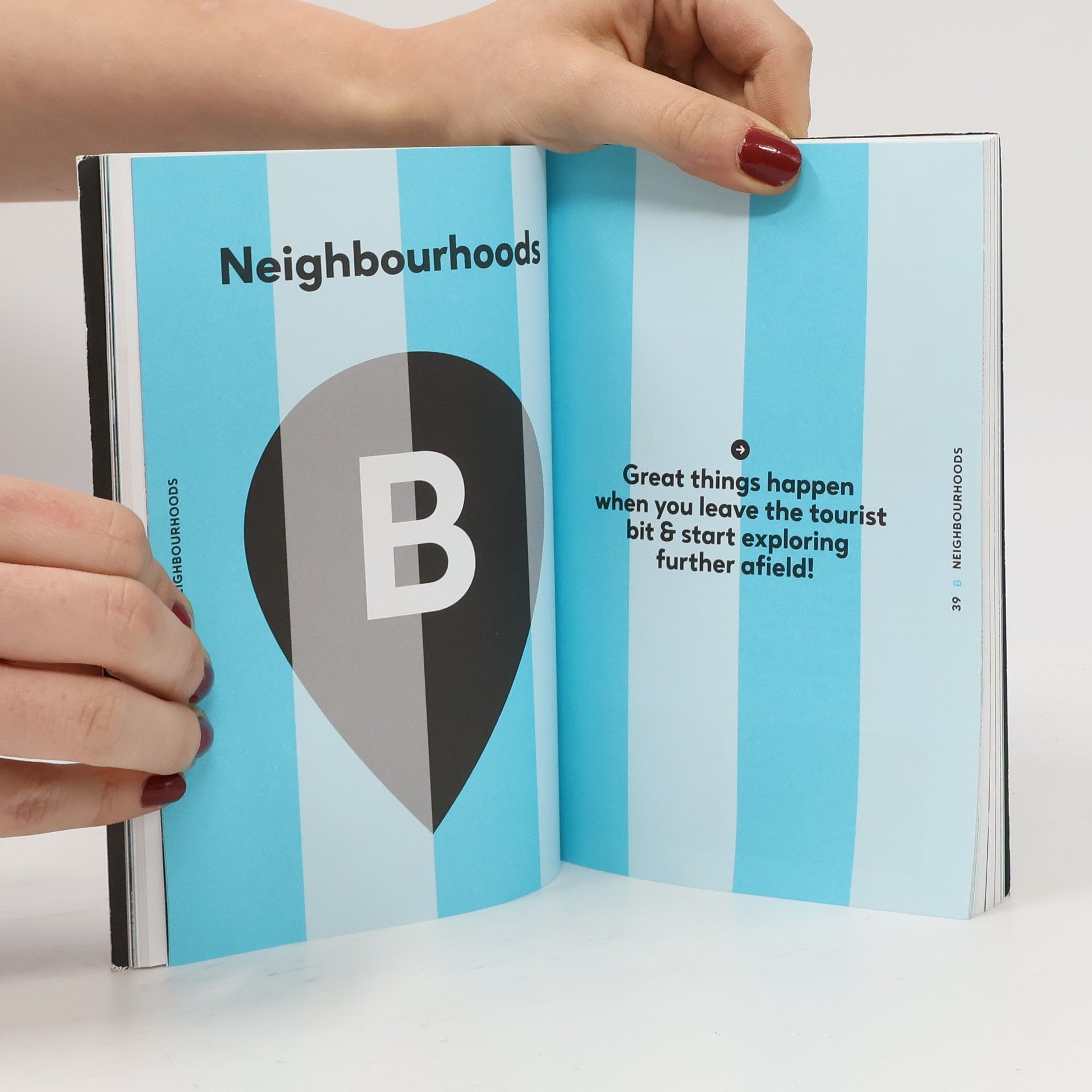 Kolektiv autorů Prague superguide: First authentic no-bullshit guide curated by locals edition No.4 (+mapa)