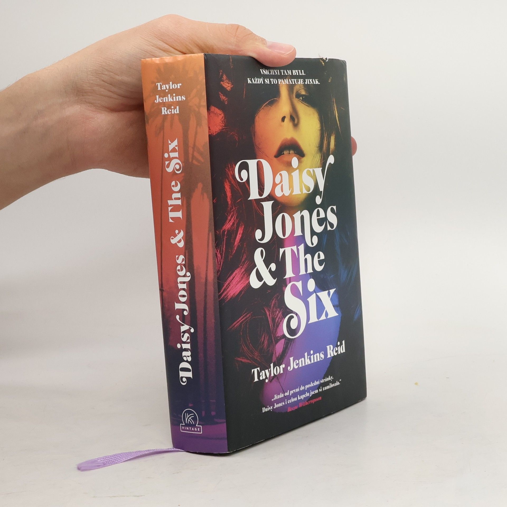 Taylor Jenkins Reid Daisy Jones & The Six