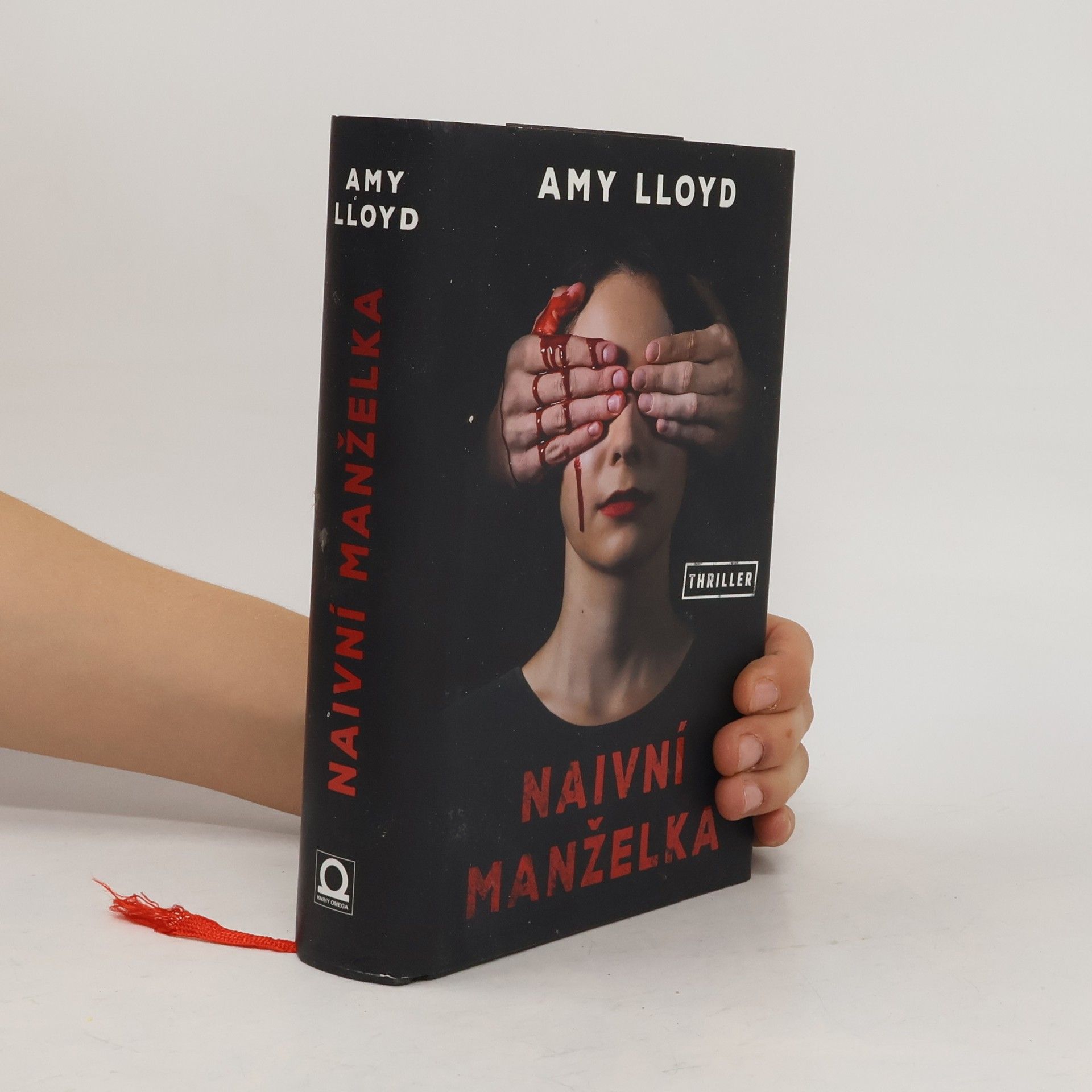 Amy Lloyd Naivní manželka