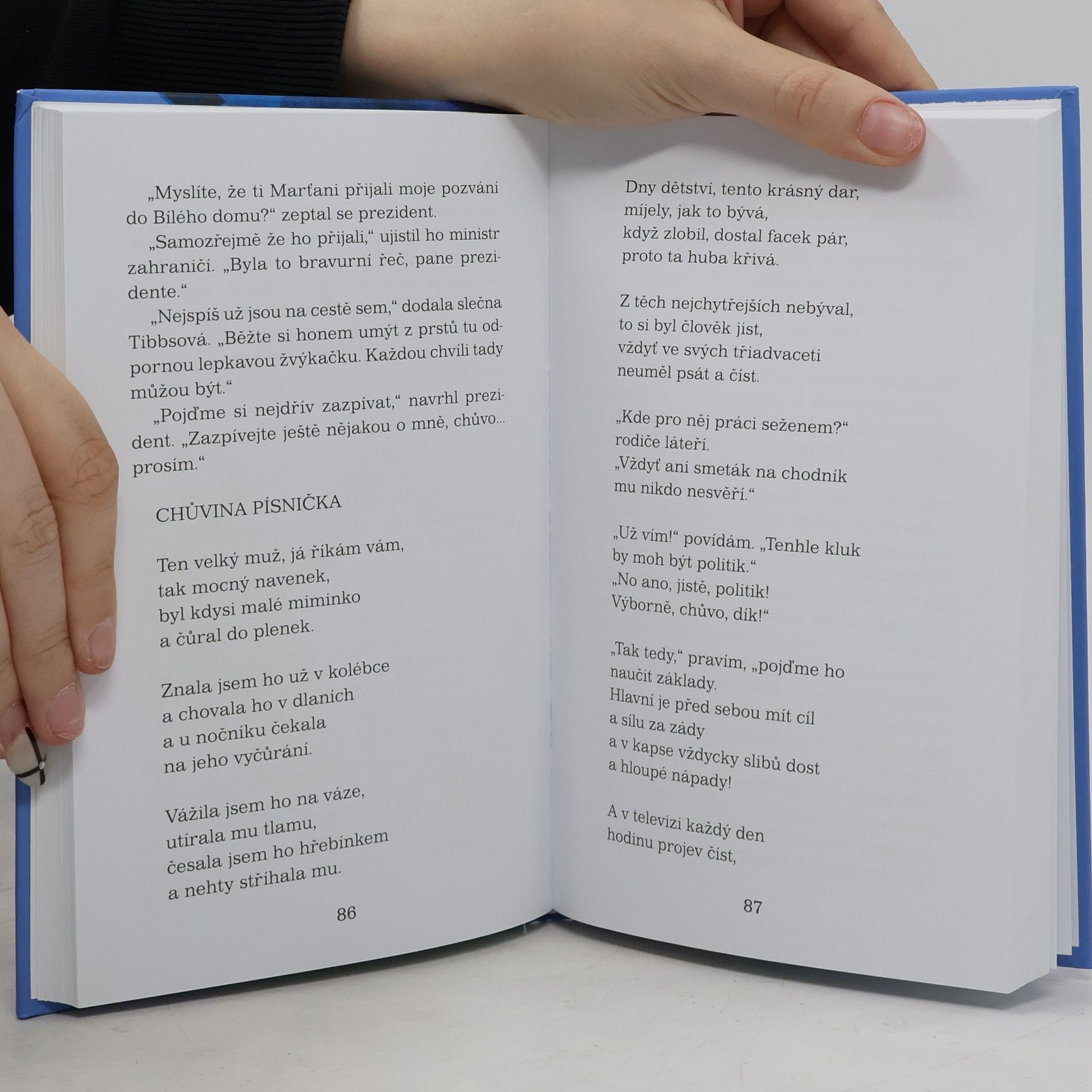 Roald Dahl Karlík a velký skleněný výtah