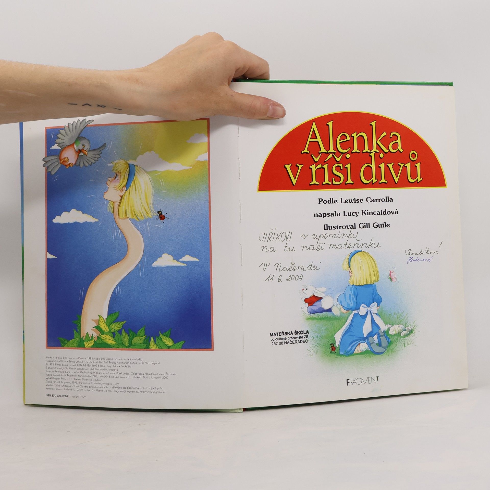 Lucy Kincaid Alenka v říši divů