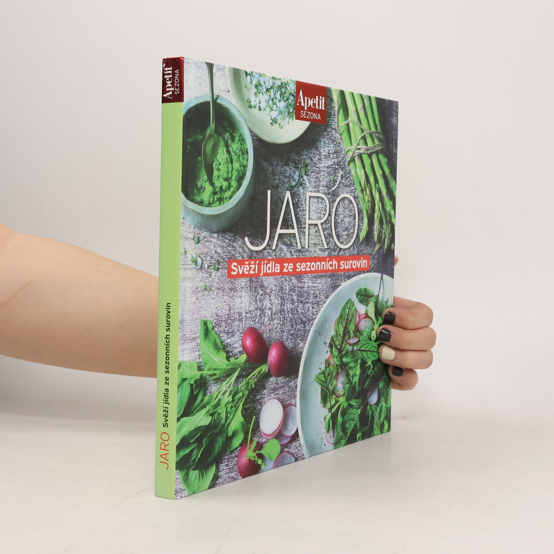 AA.VV. Jaro. Svěží jídla ze sezonních surovin
