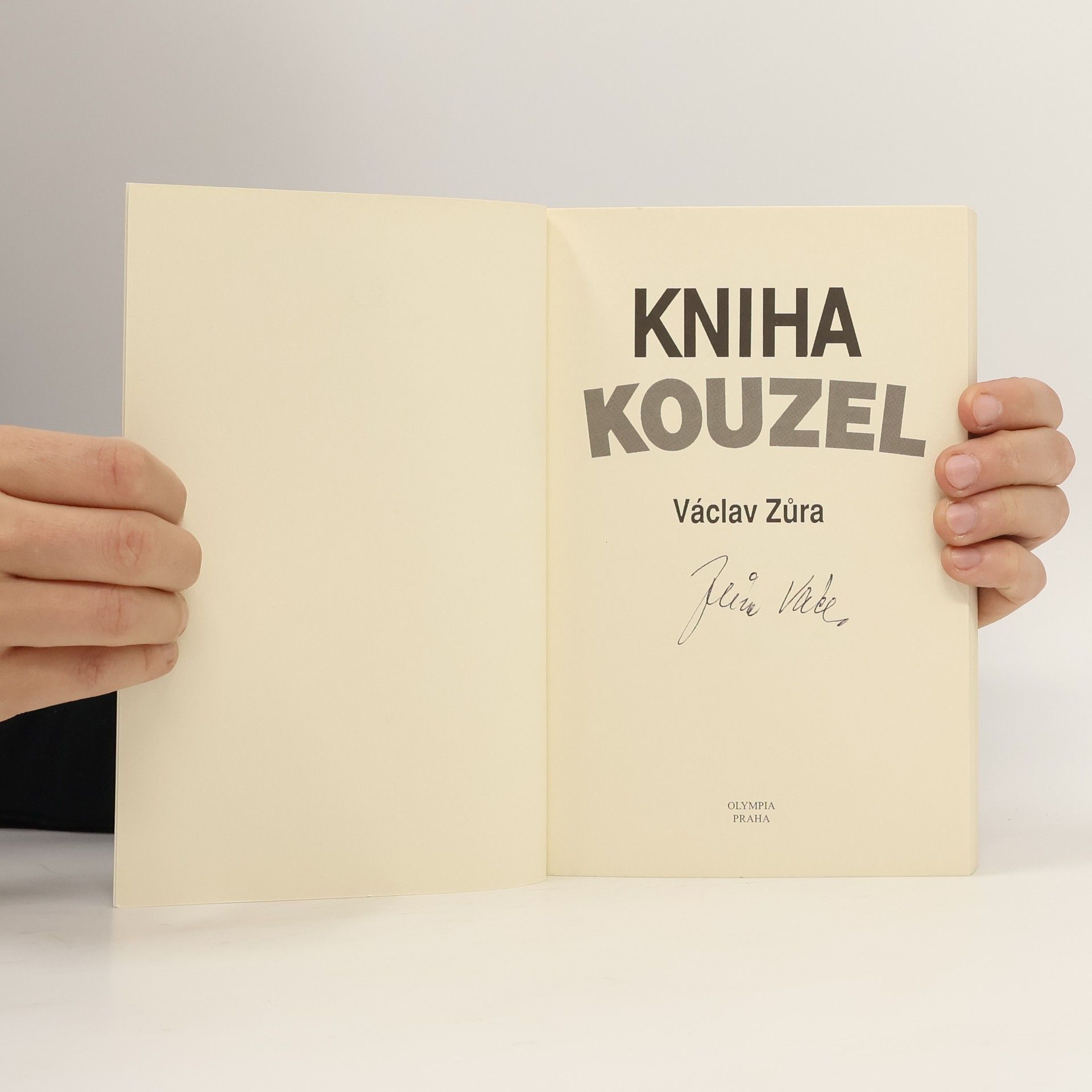 Václav Zůra Kniha kouzel