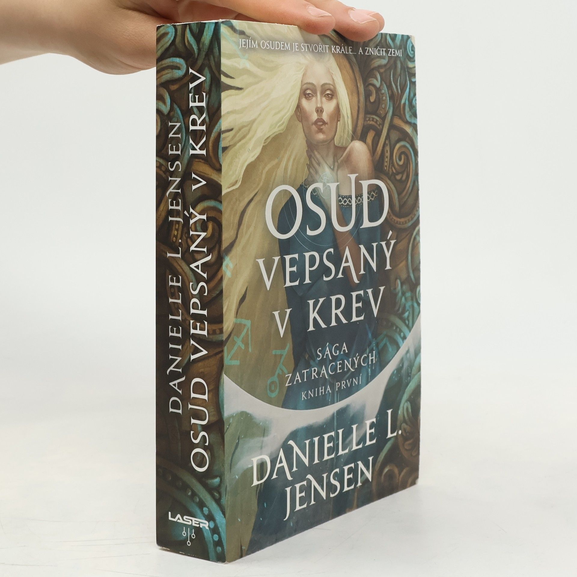 Danielle L. Jensen Osud vepsaný v krev