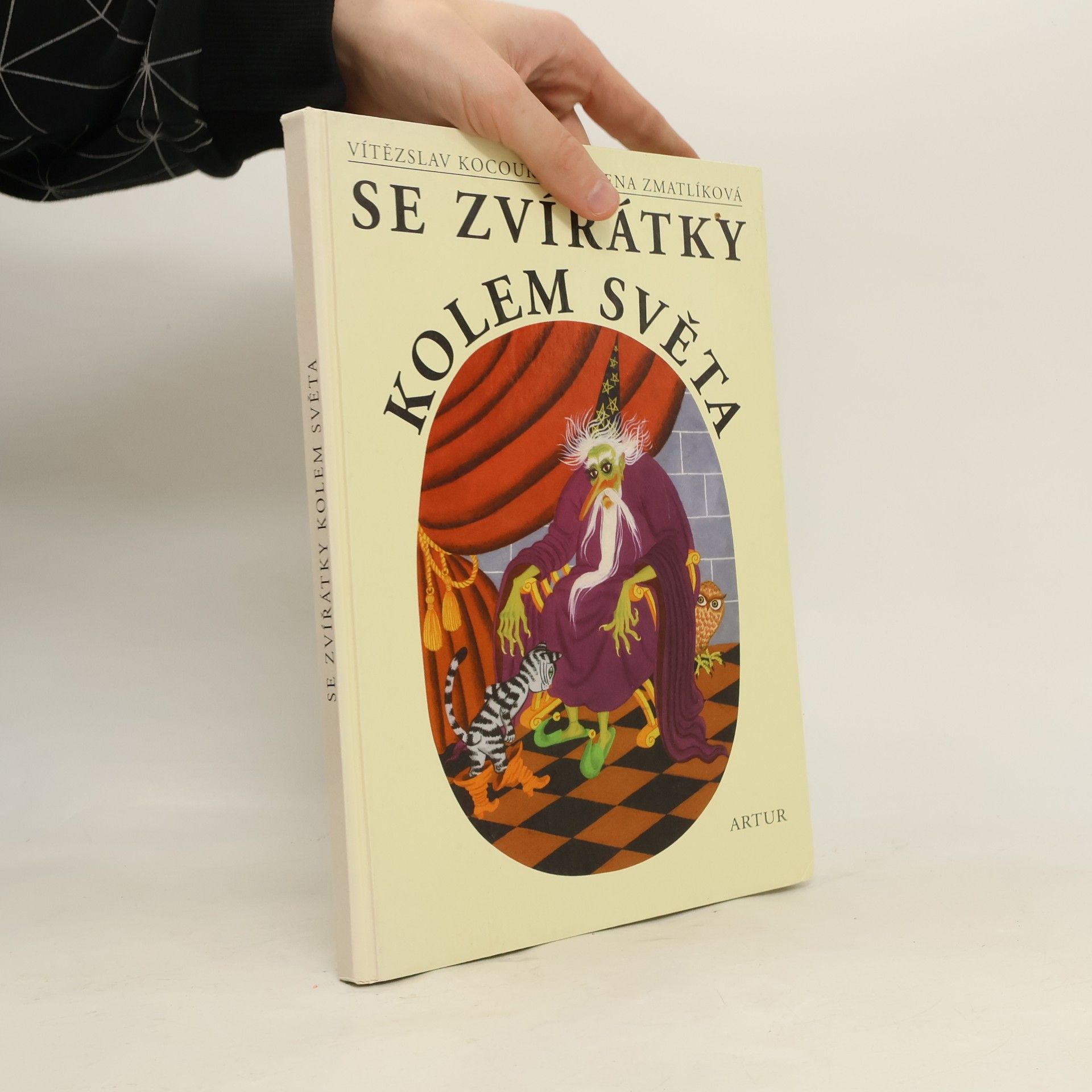 Vítězslav Kocourek Se zvířátky kolem světa. Pohádky a bajky o zvířátkách