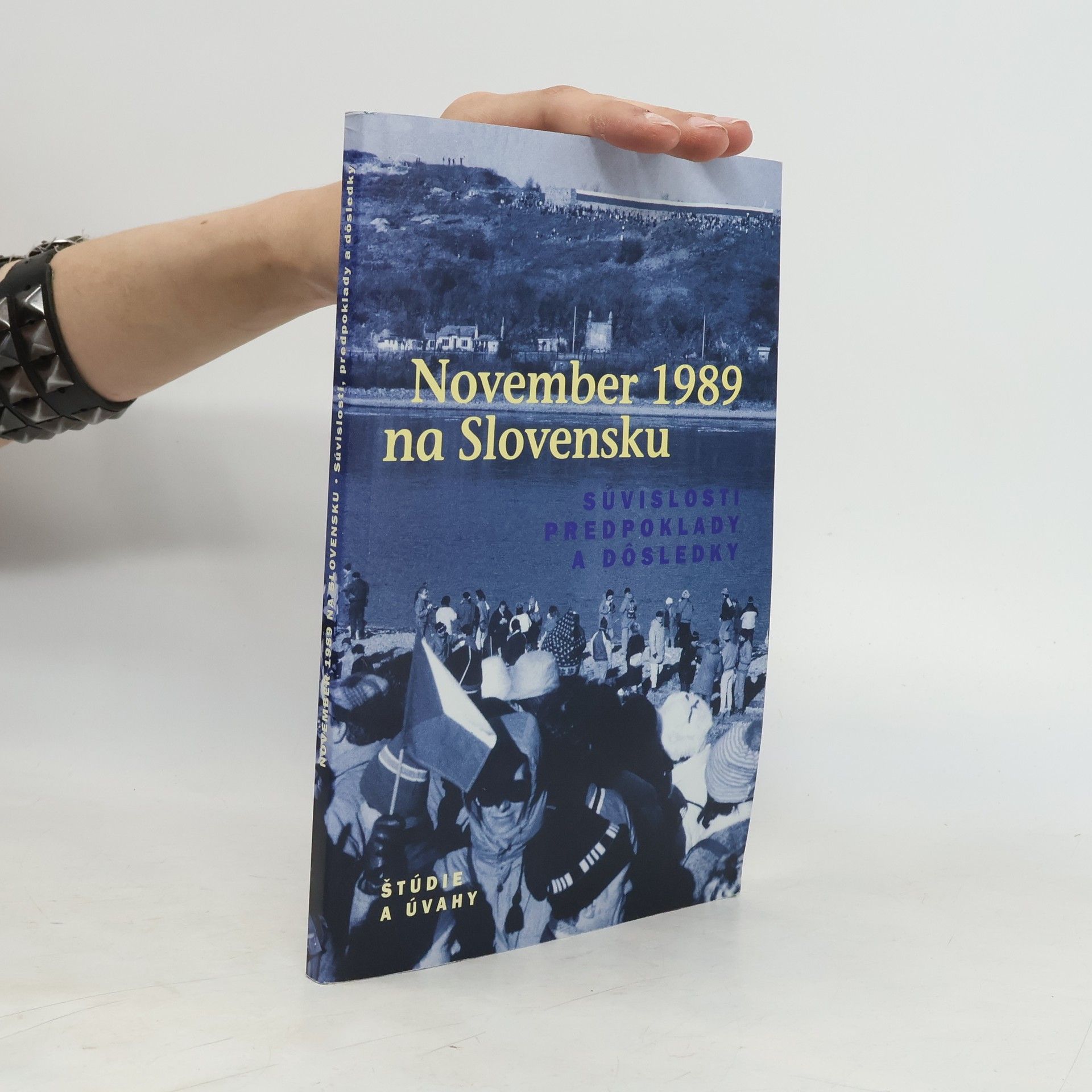Ľubomír Lipták November 1989 na Slovensku : Súvislosti, predpoklady a dôsledky