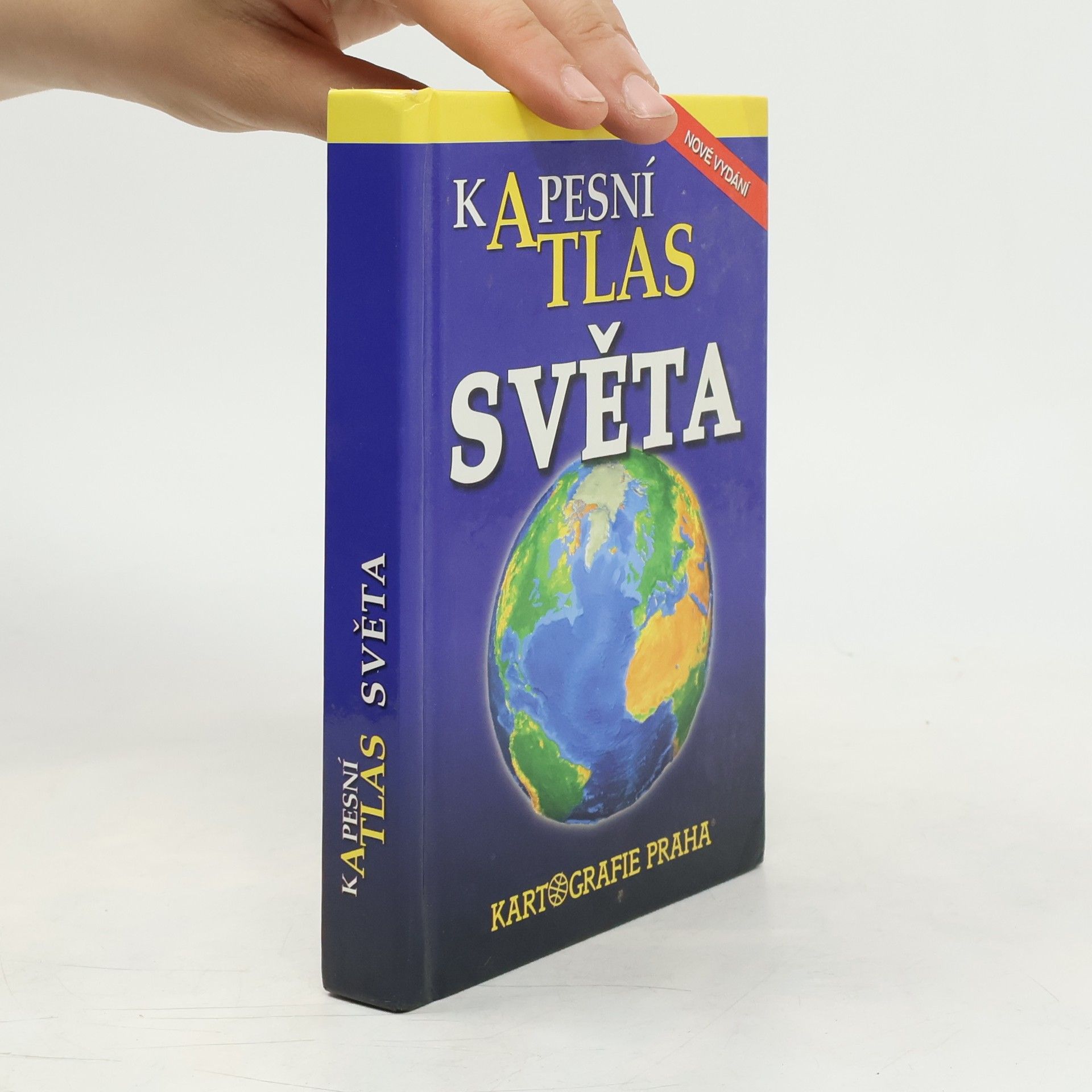 Autorenkollektiv Kapesní atlas světa