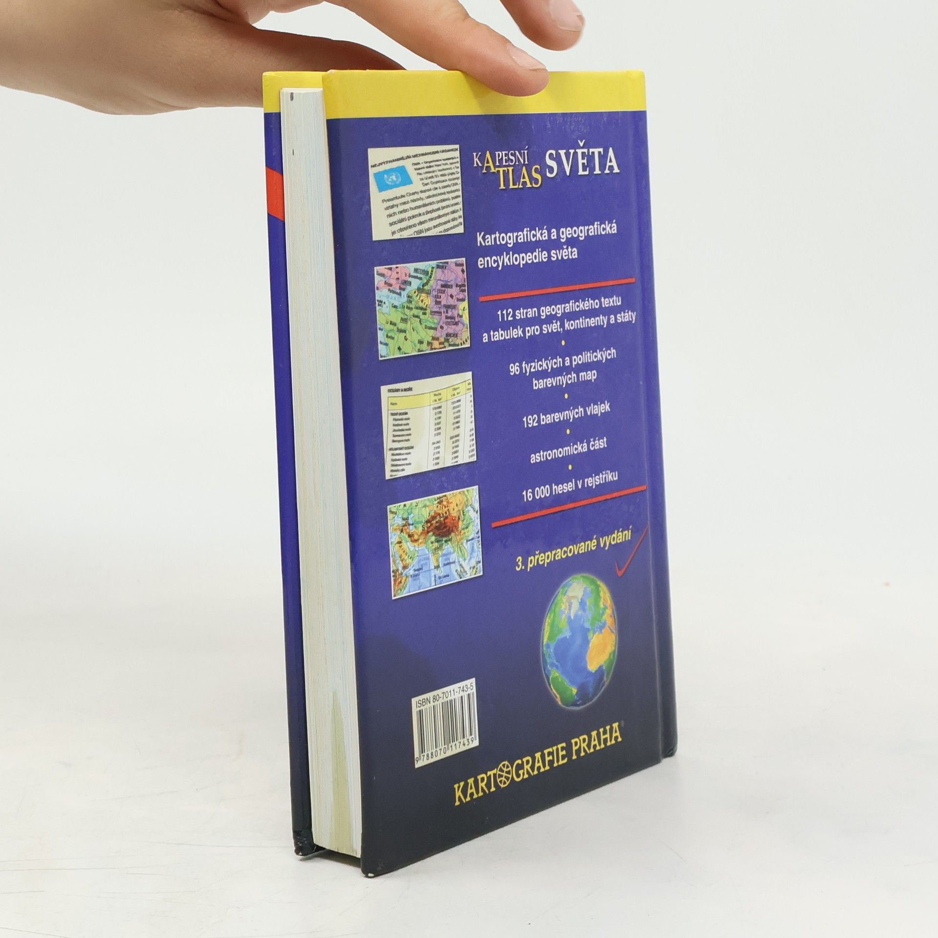 Autorenkollektiv Kapesní atlas světa