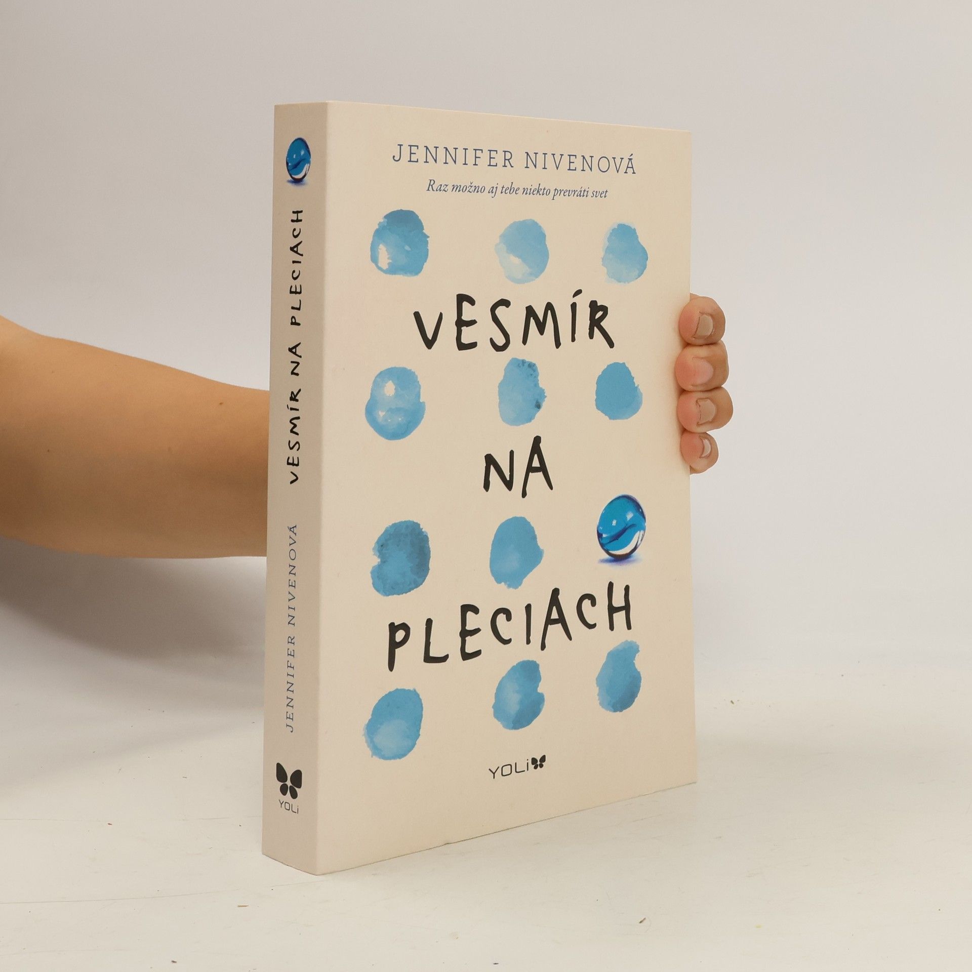 Jennifer Niven Vesmír na pleciach