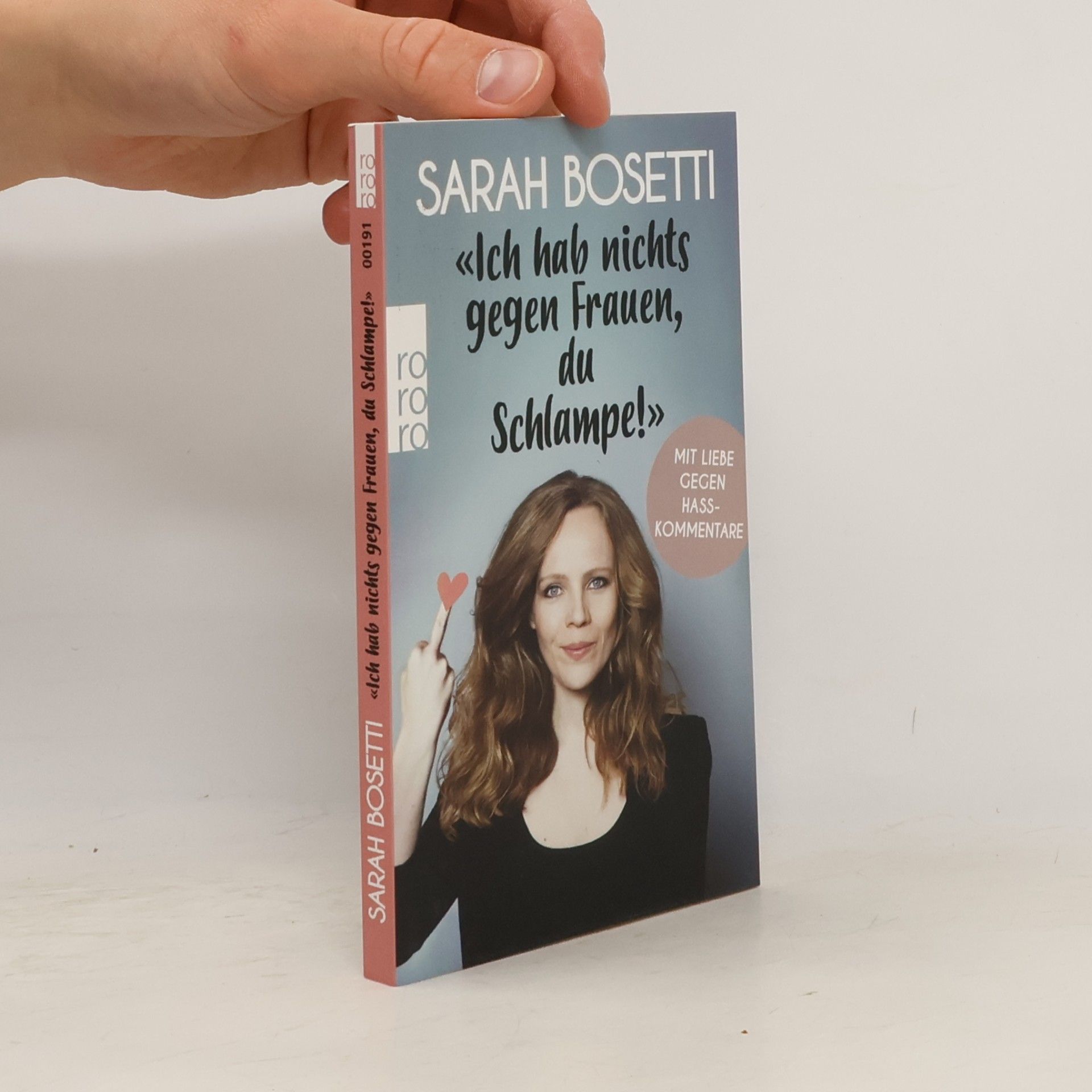 Sarah Bosetti "Ich hab nichts gegen Frauen, du Schlampe!"