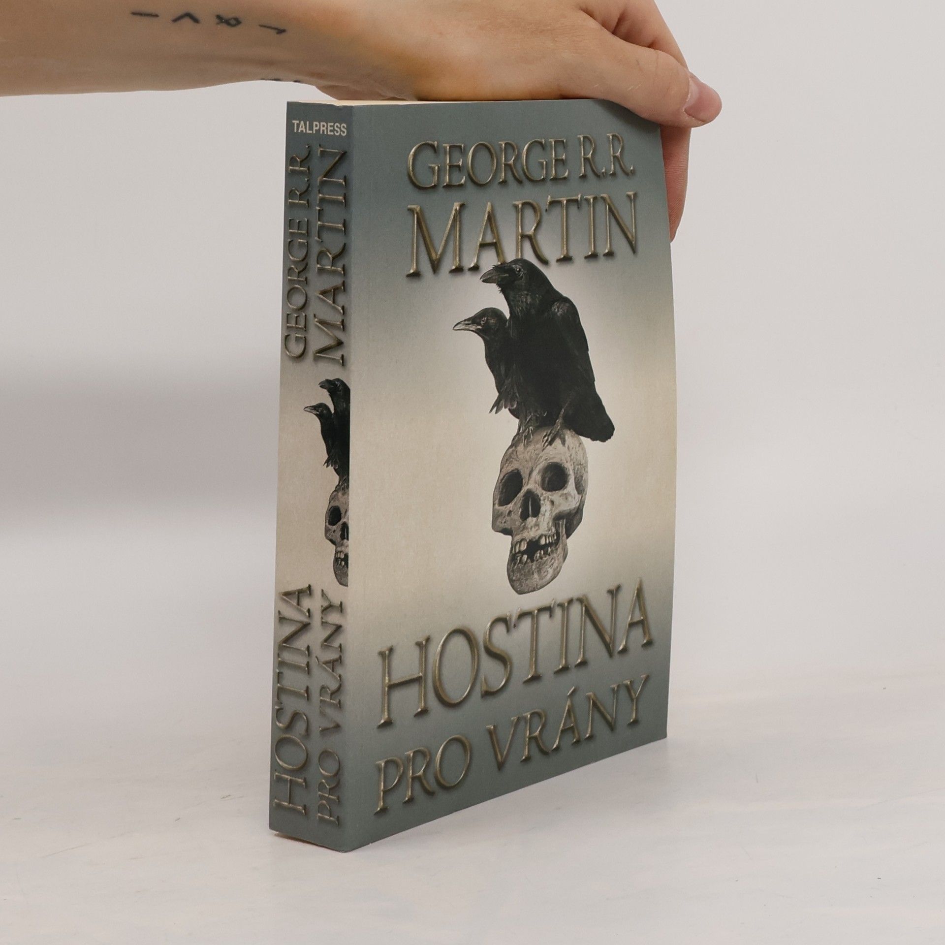 George R. R. Martin Hostina pro vrány. Část první