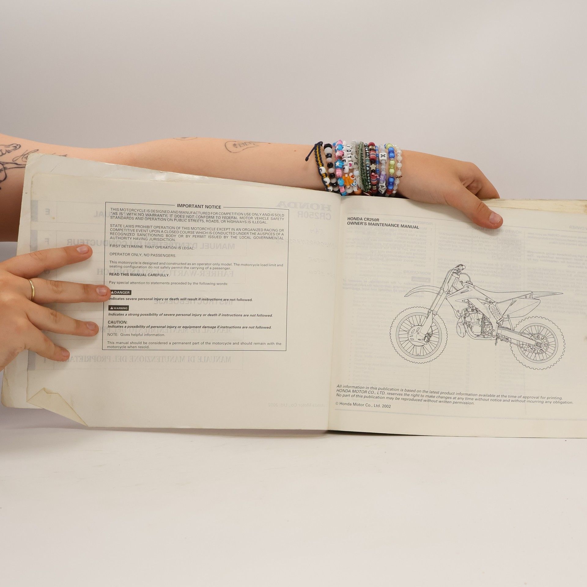 Auteurscollectief CR205R. Owner's Maintenance Manual