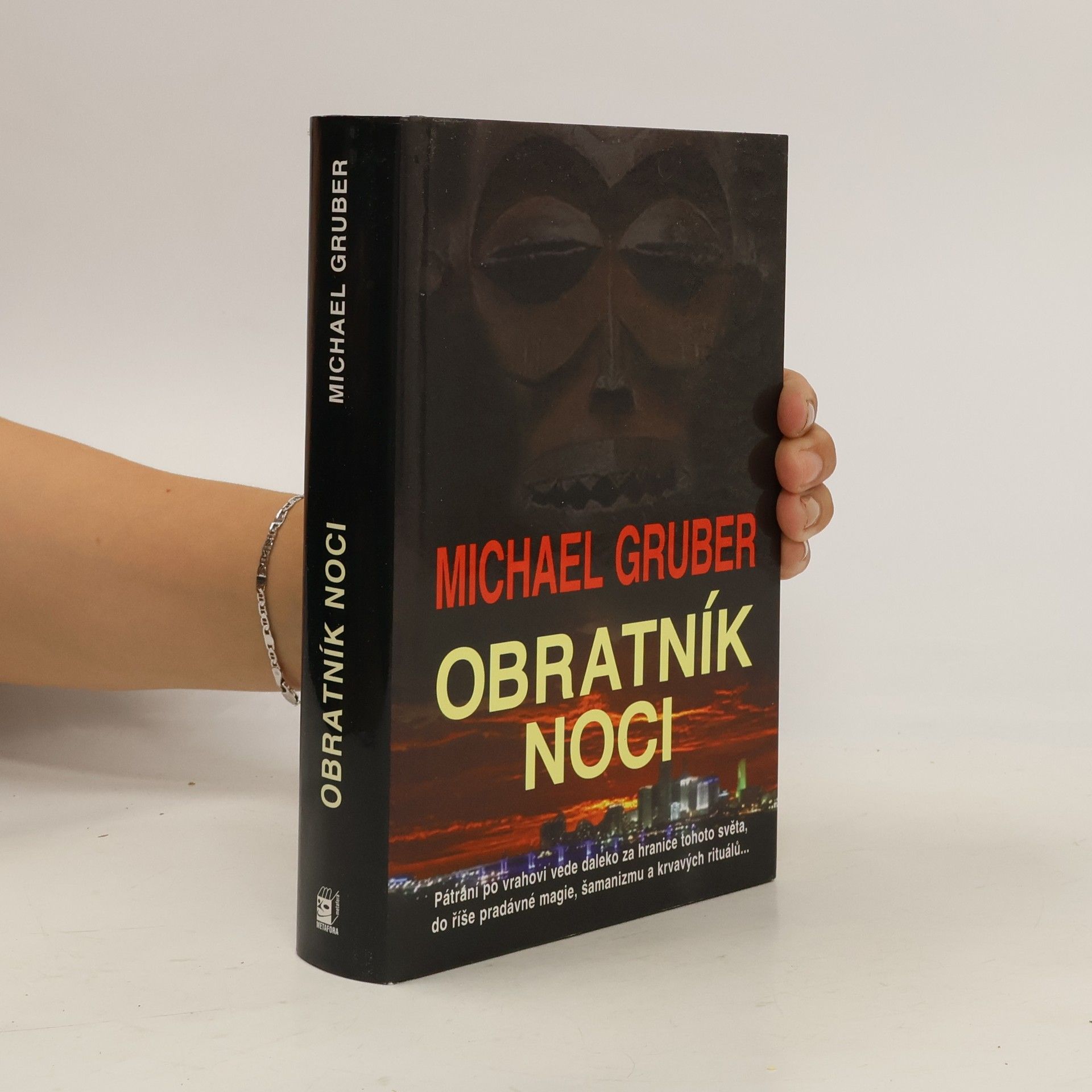 Michael Gruber Obratník noci