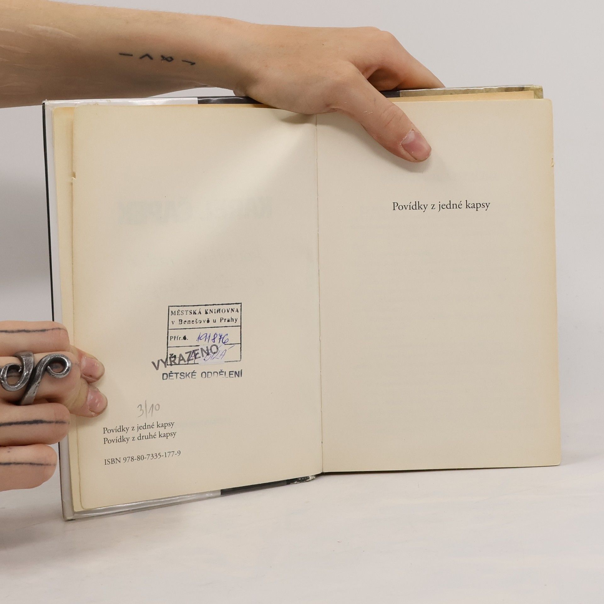 Karel Čapek Povídky z jedné a z druhé kapsy