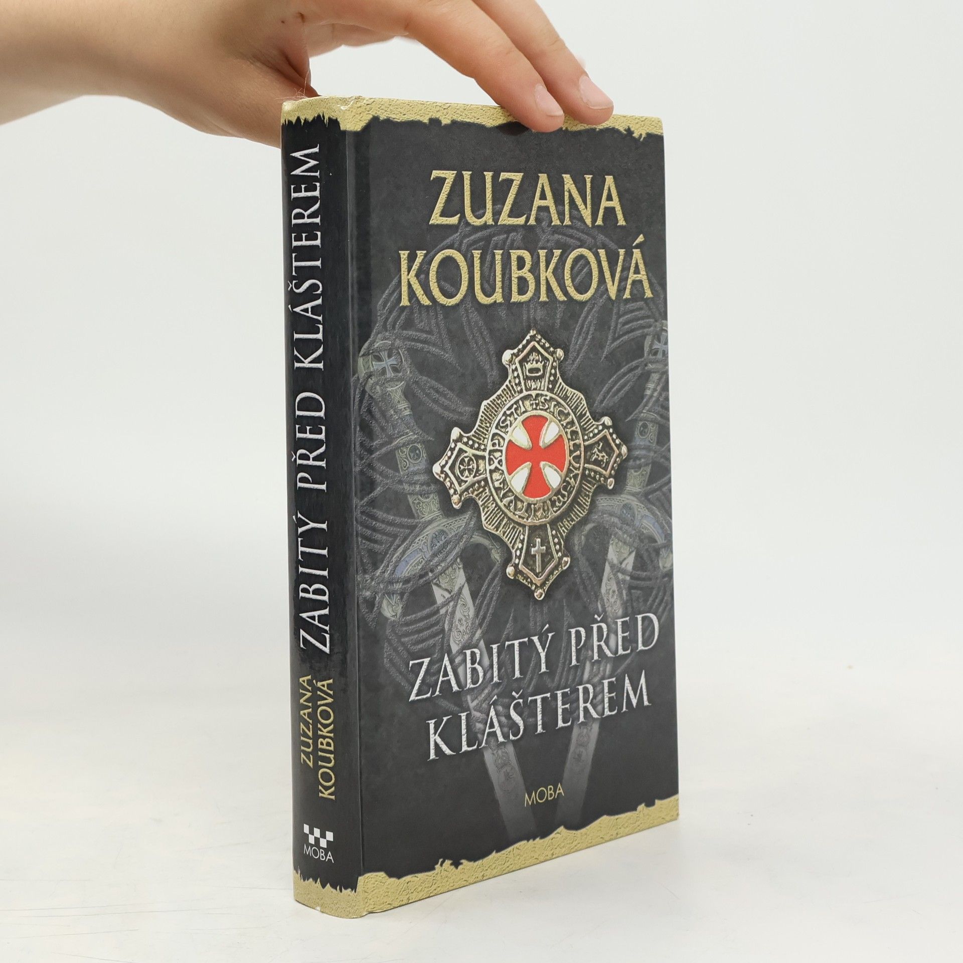 Zuzana Koubková Zabitý před klášterem